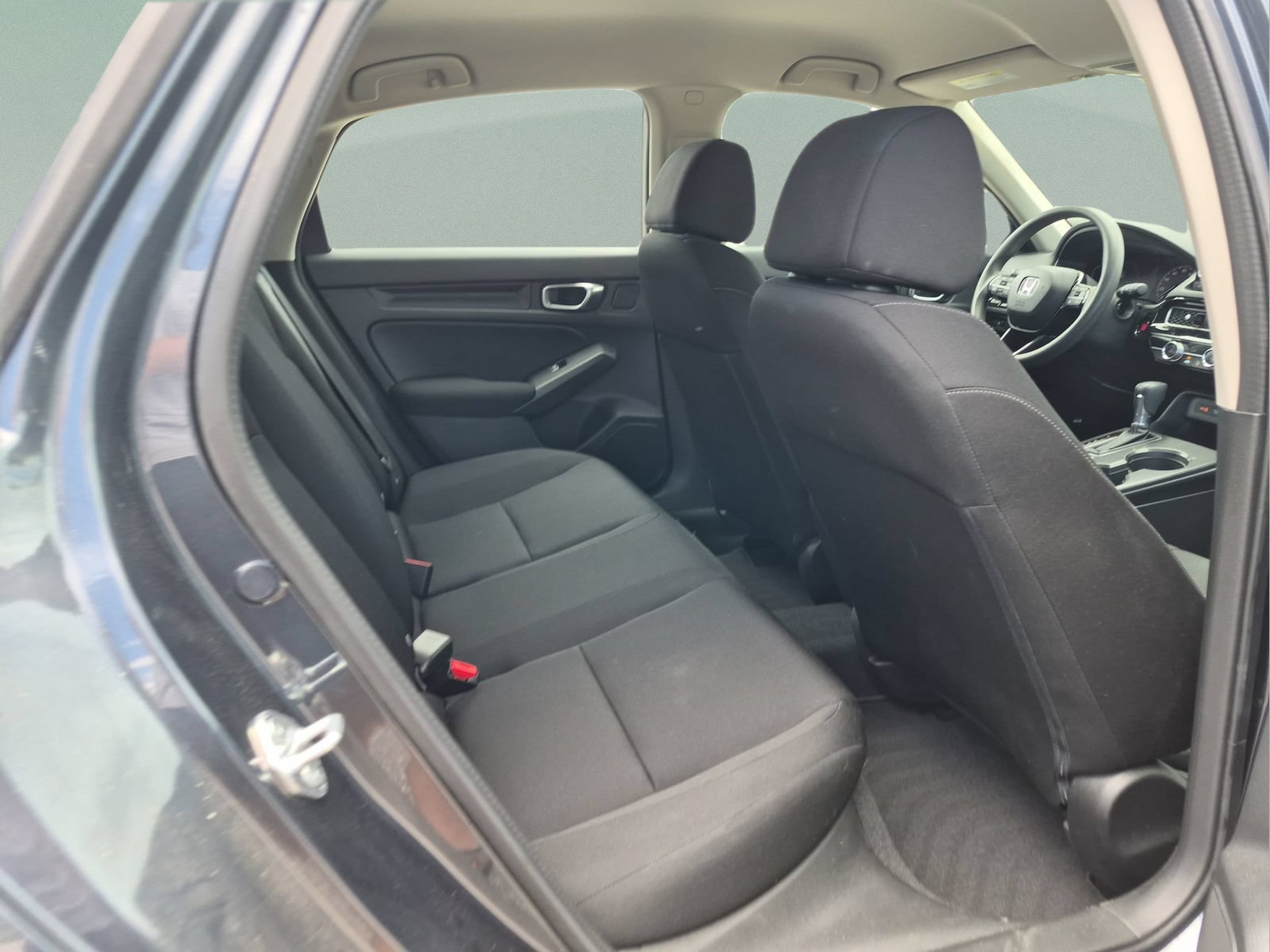 2023 Honda Civic Hatchback LX - Photo 19