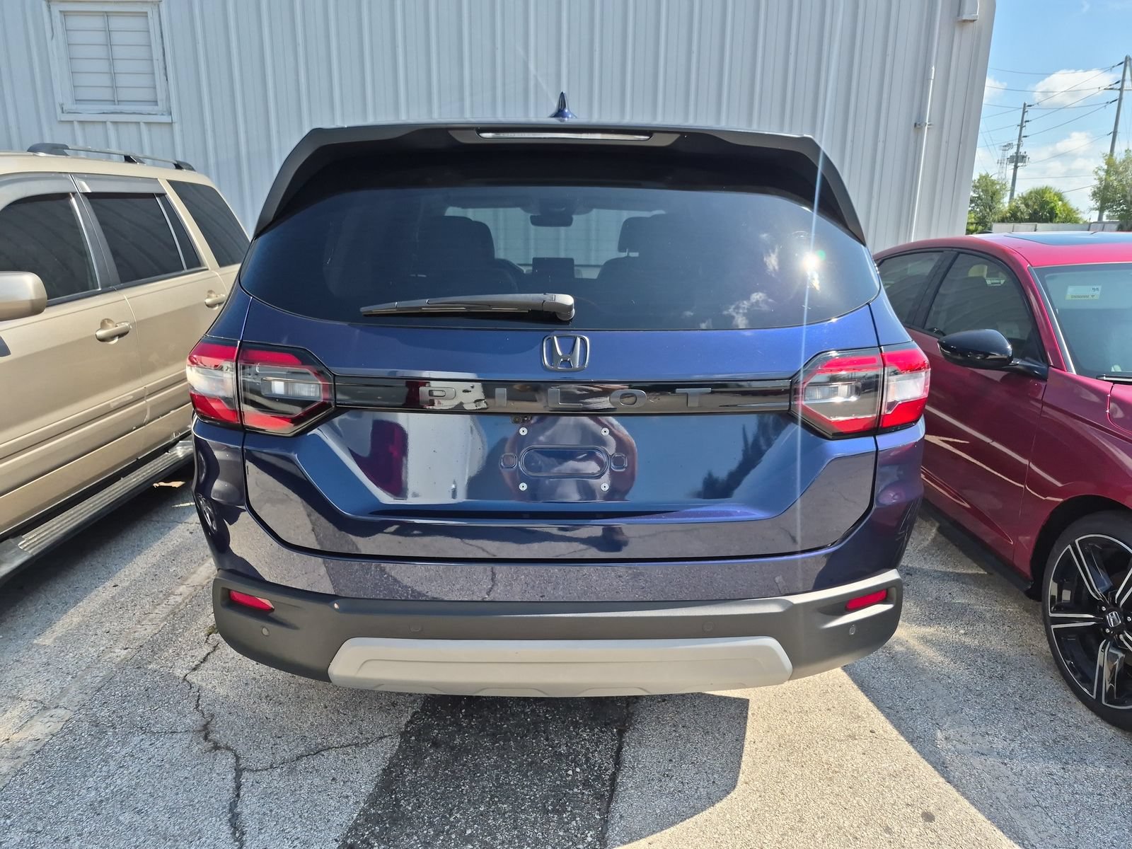 2025 Honda Pilot EX-L - Photo 6