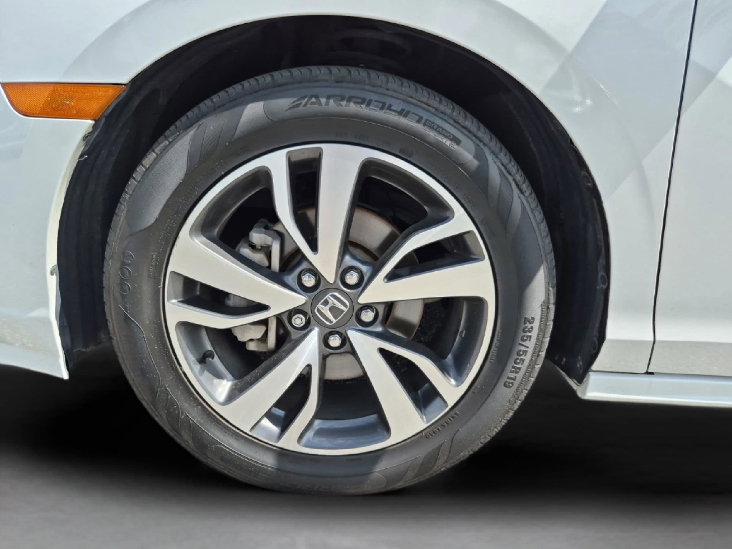 2023 Honda Odyssey Touring - Photo 32