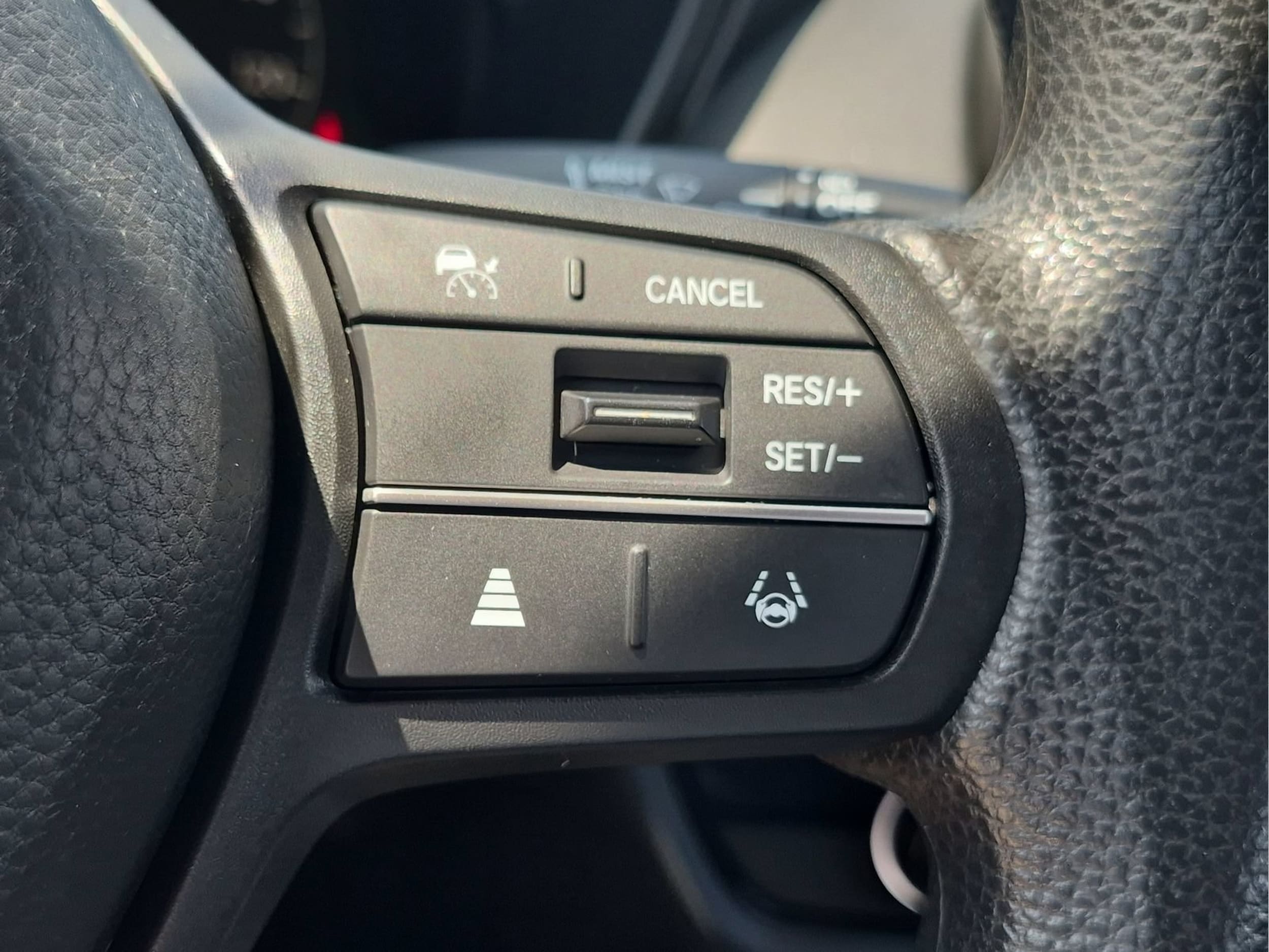 2024 Honda HR-V LX - Photo 11
