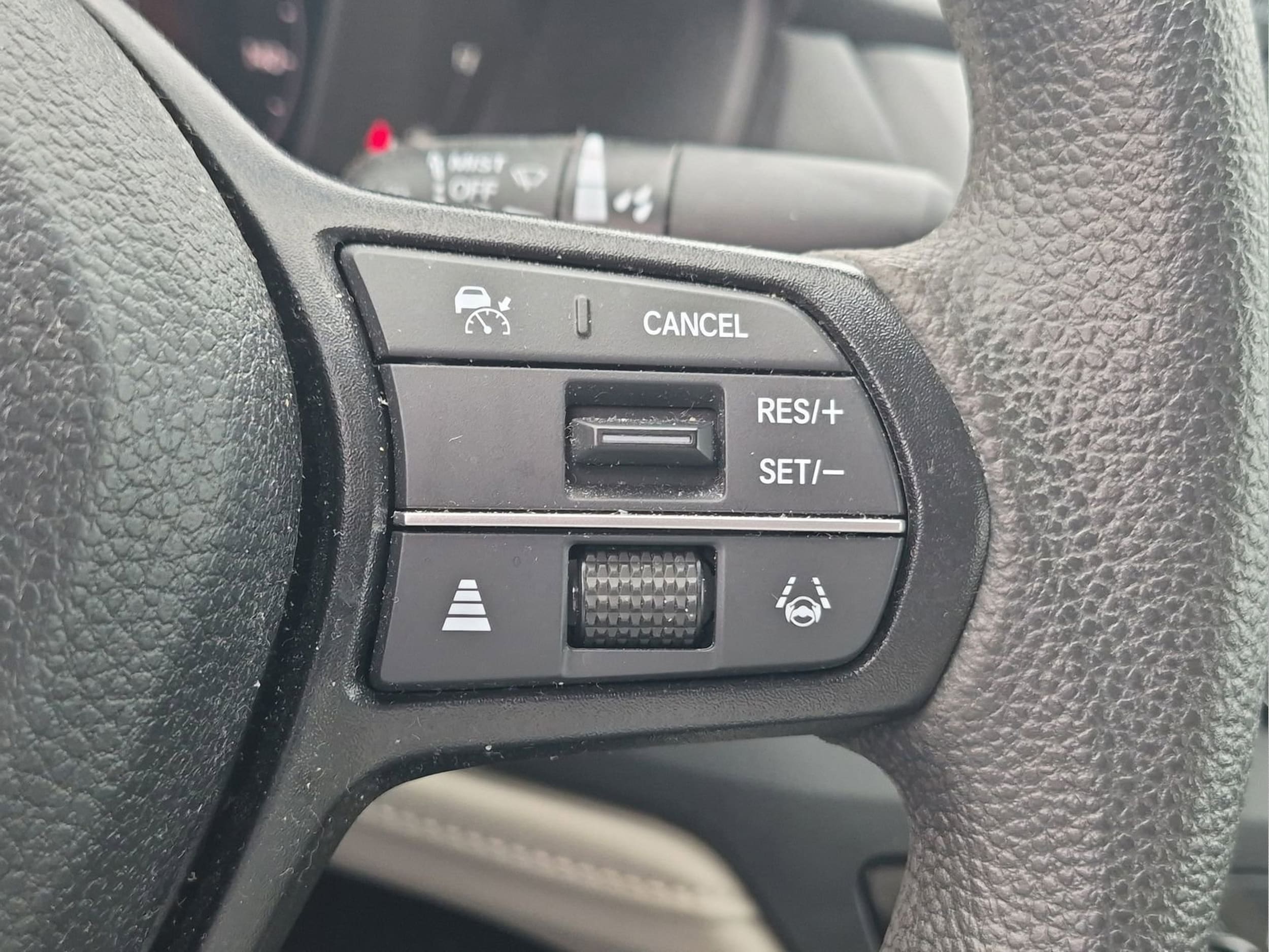 2025 Honda Accord LX - Photo 11
