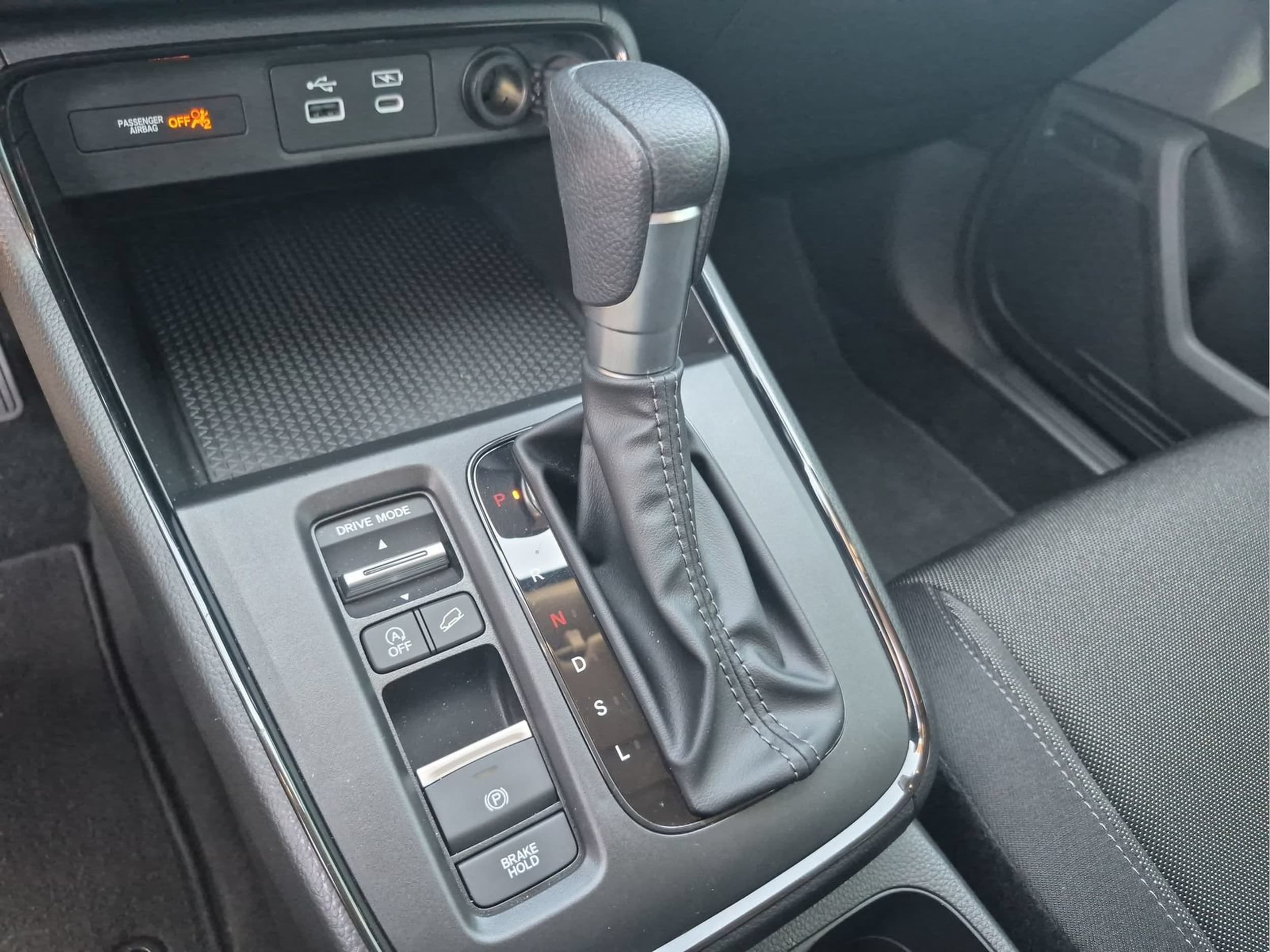 2025 Honda CR-V EX - Photo 16