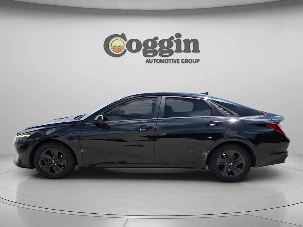 Used 2021 Hyundai Elantra SEL Sedan