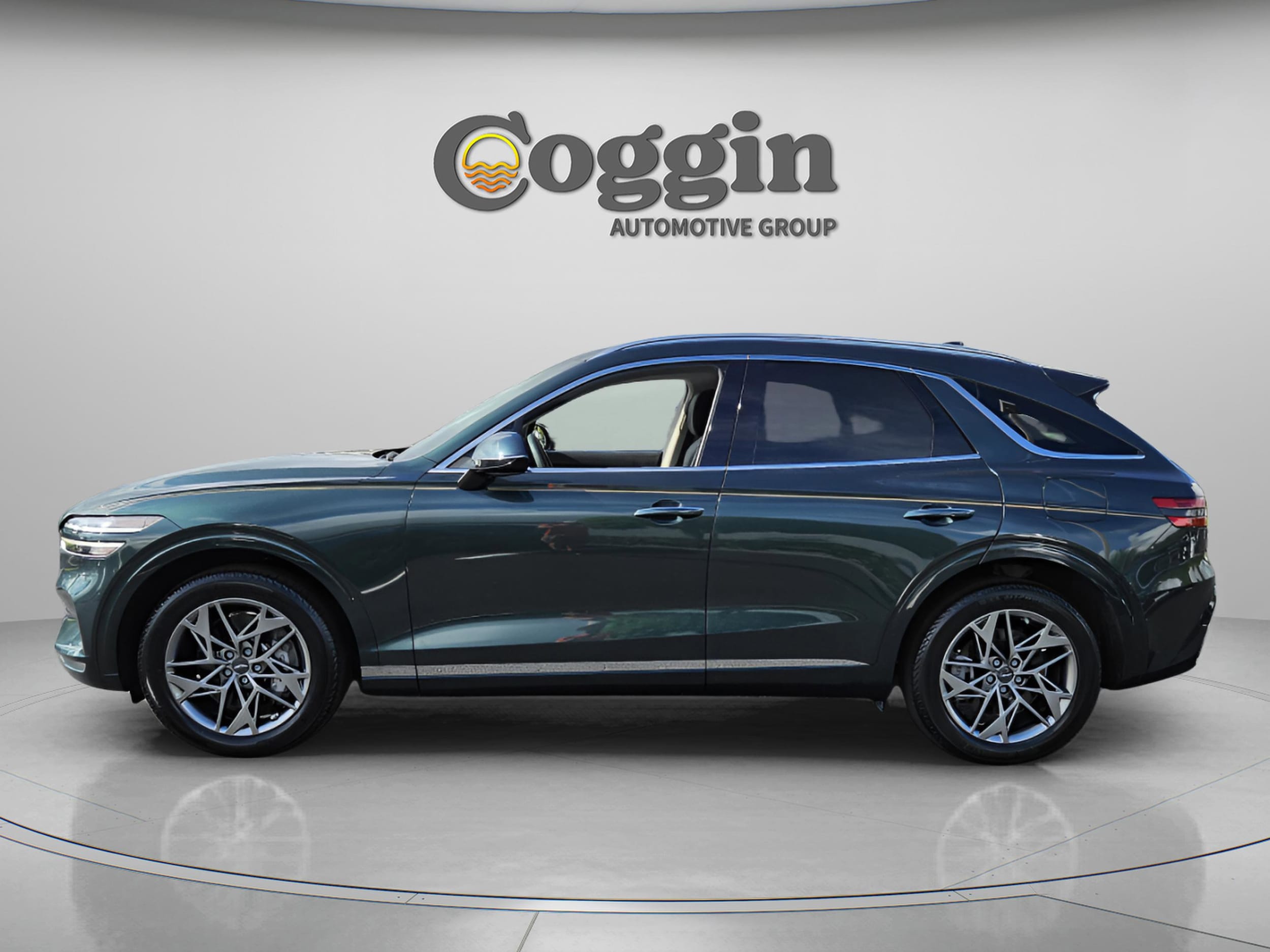 2023 GENESIS GV70 Standard's photo