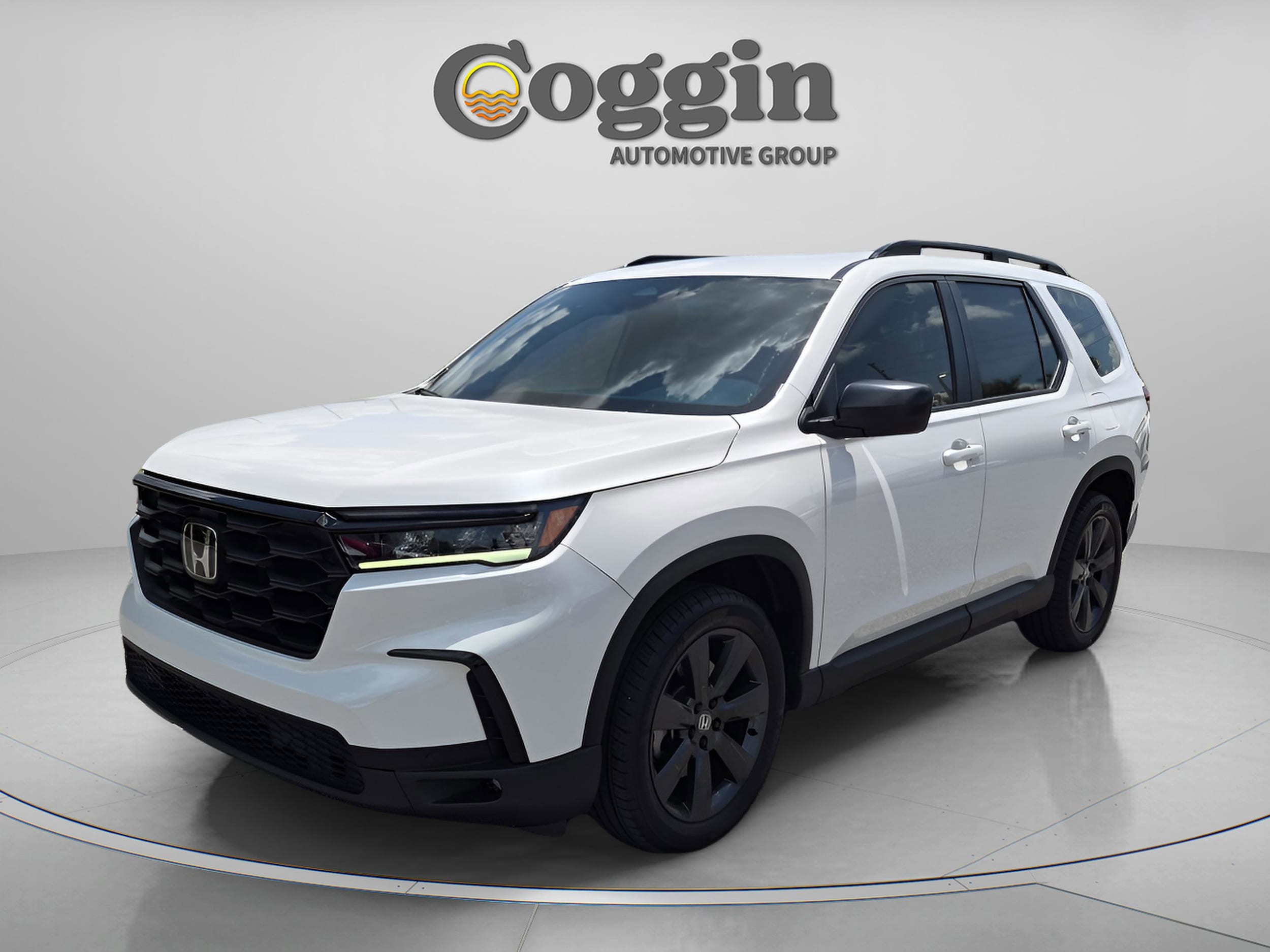 2025 Honda Pilot Sport AWD's photo