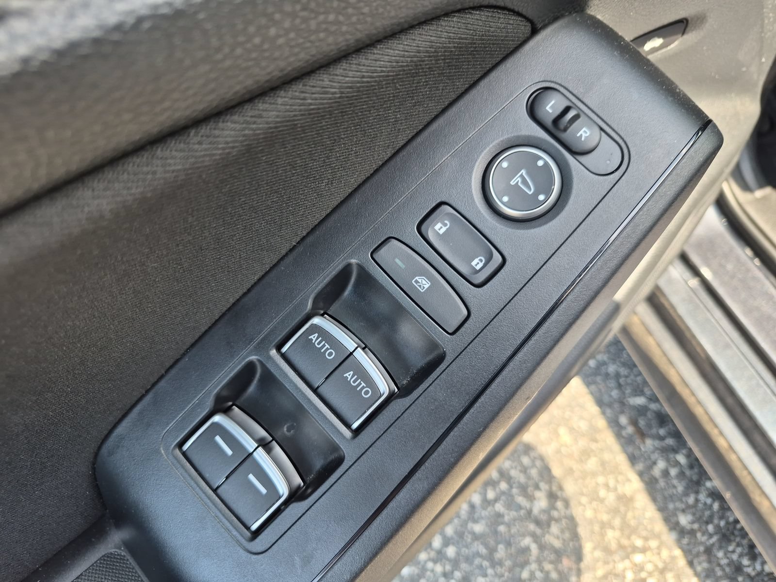 2023 Honda Civic LX - Photo 17