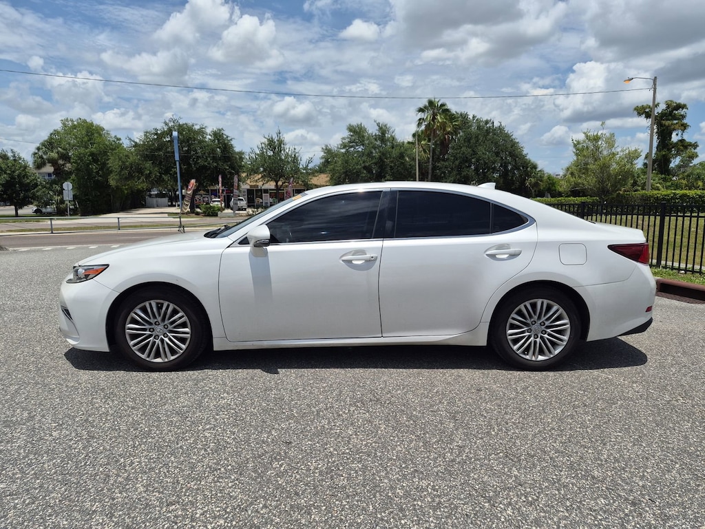 Used 2017 Lexus