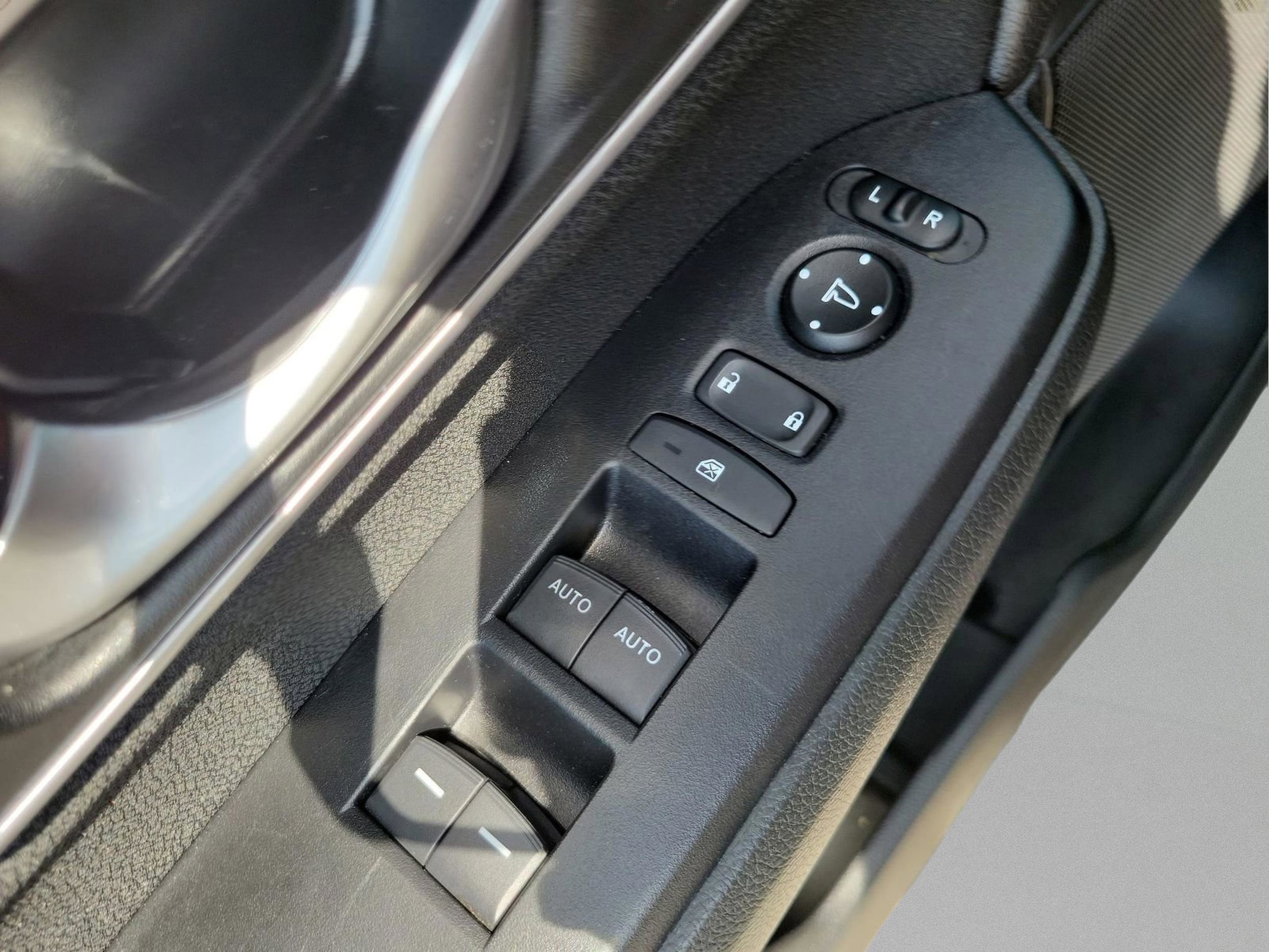 2021 Honda CR-V EX - Photo 17