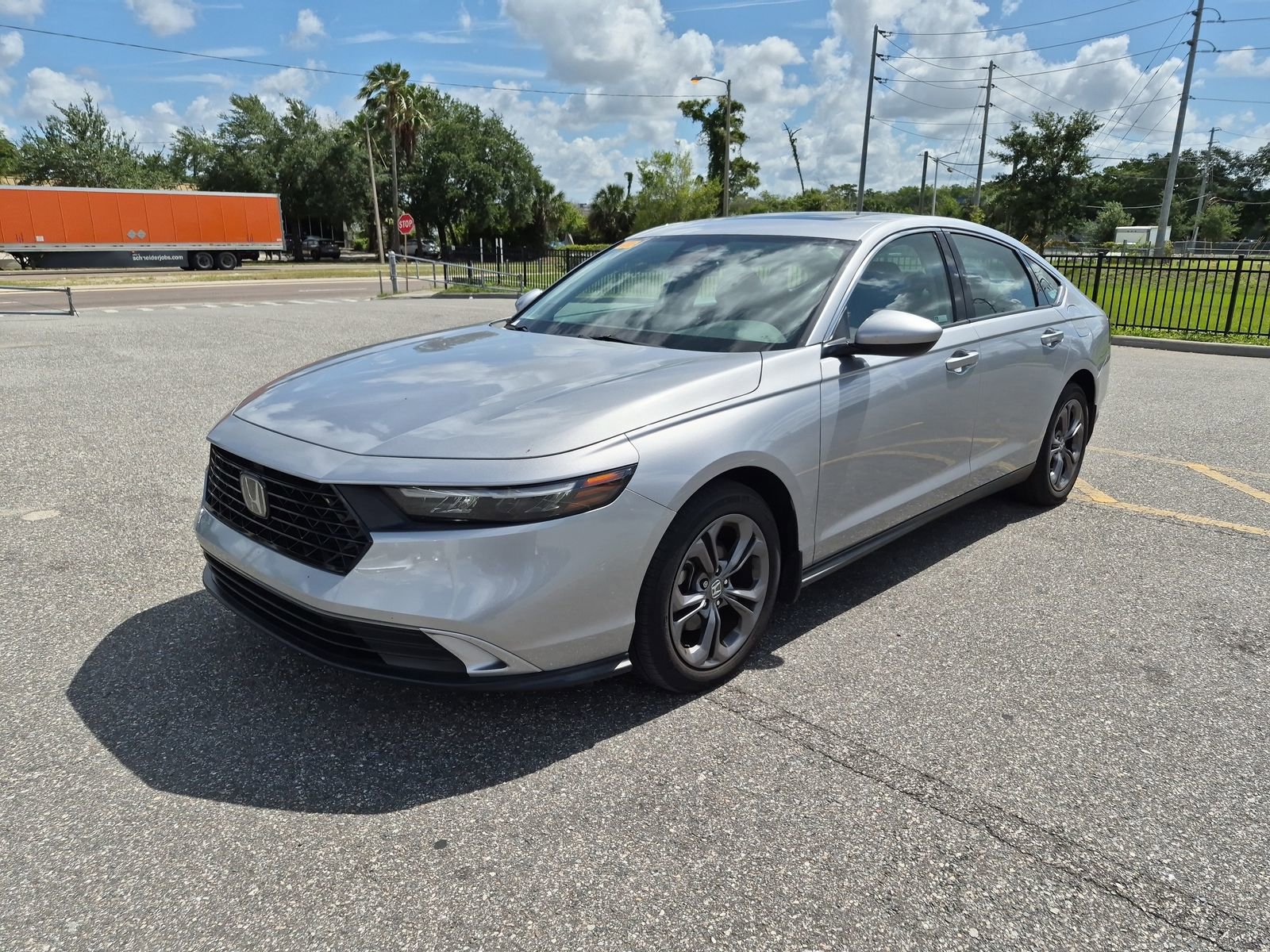 2023 Honda Accord 1.5T EX w/o BSI CVT's photo