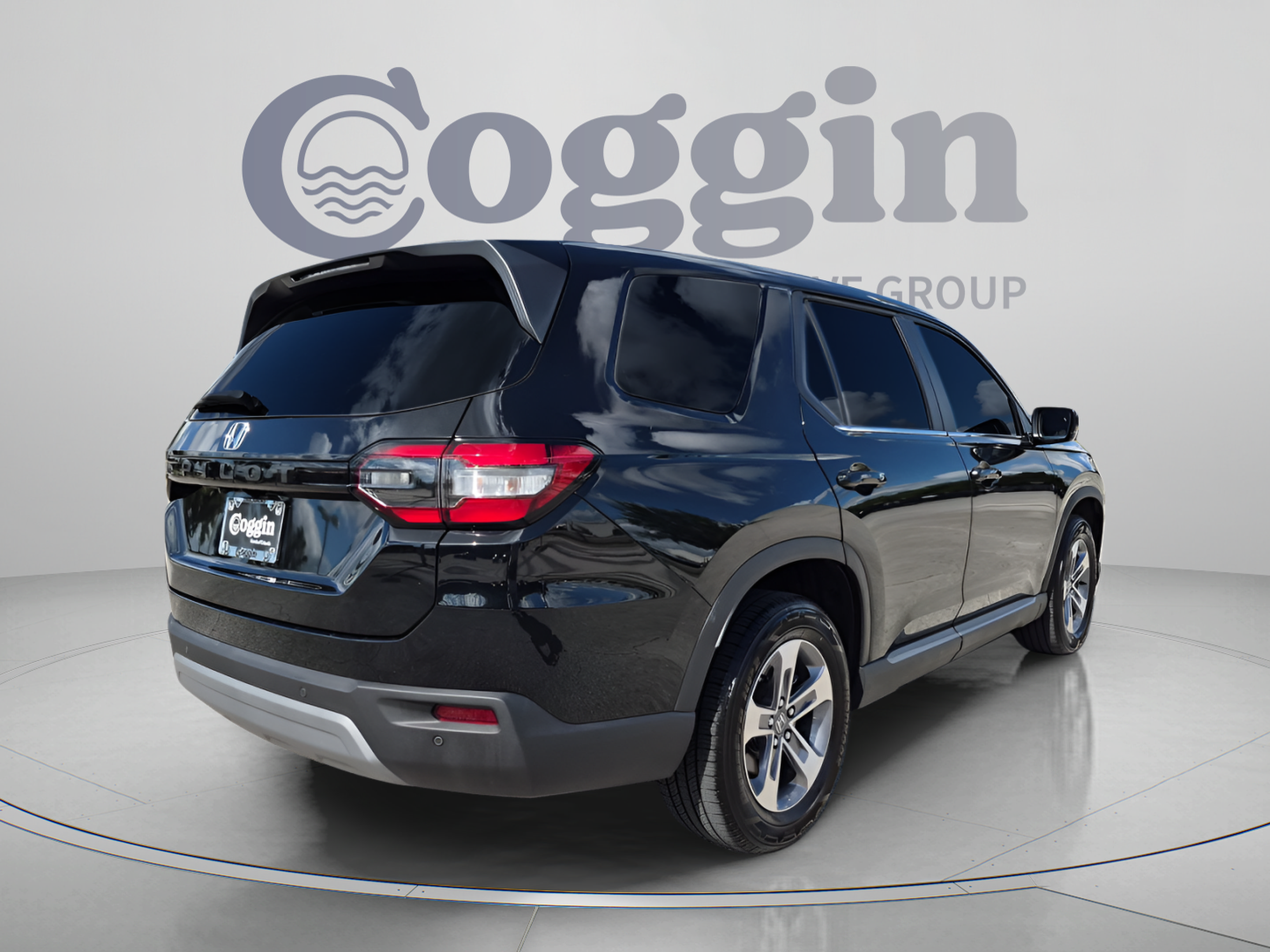 2025 Honda Pilot EX-L - Photo 7