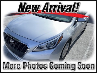 2017 Hyundai Sonata Hybrid SE Sedan