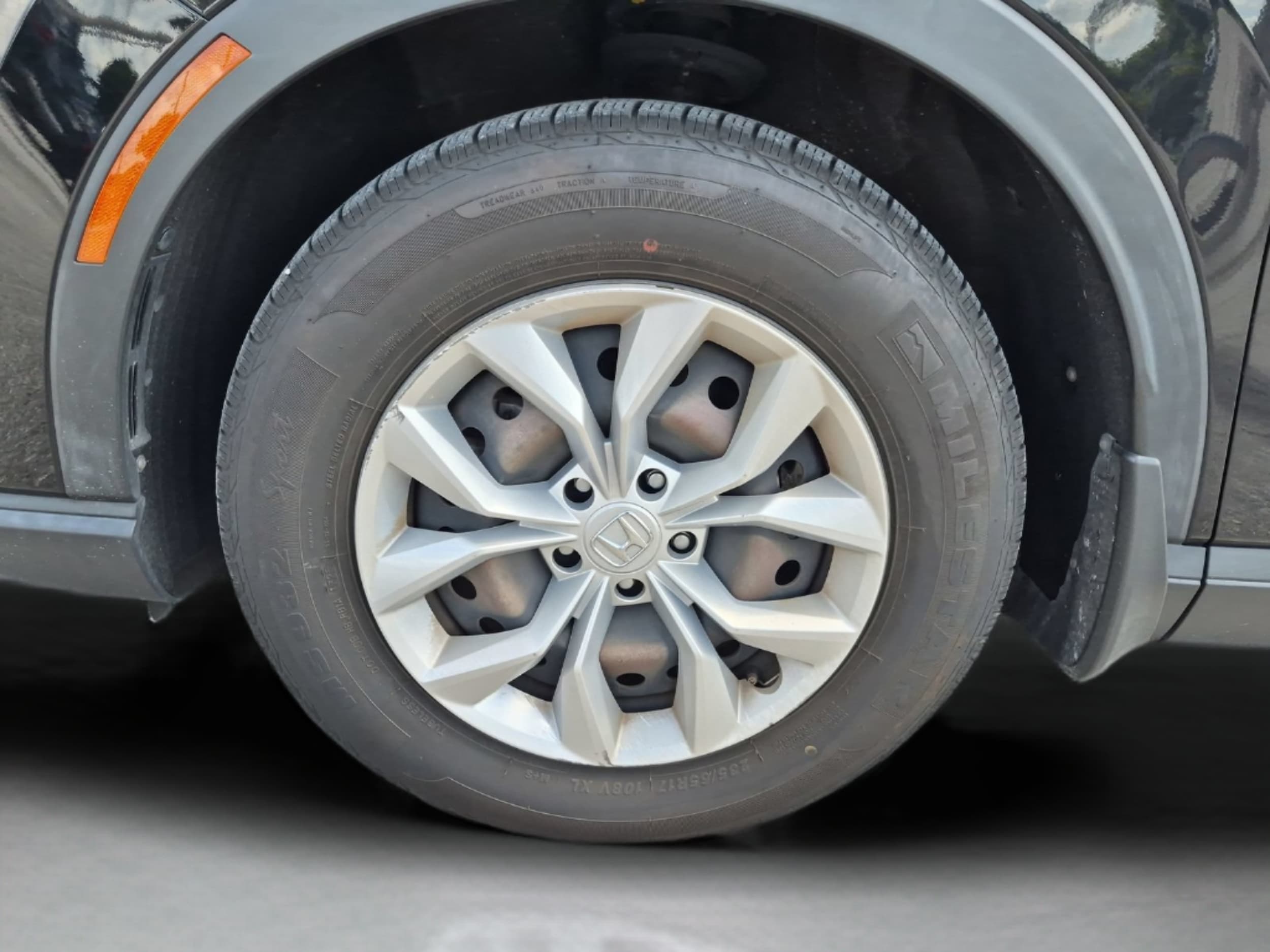 2023 Honda CR-V LX - Photo 24