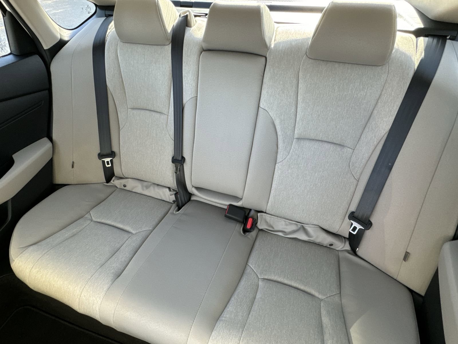 2025 Honda Accord LX - Photo 24