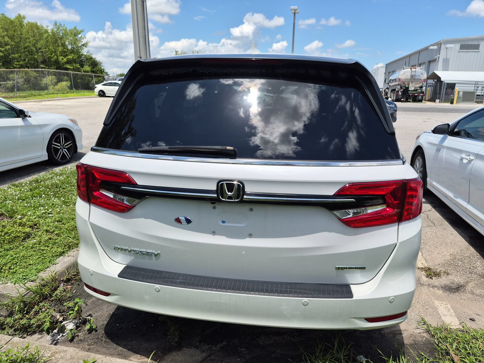 2023 Honda Odyssey Touring - Photo 6