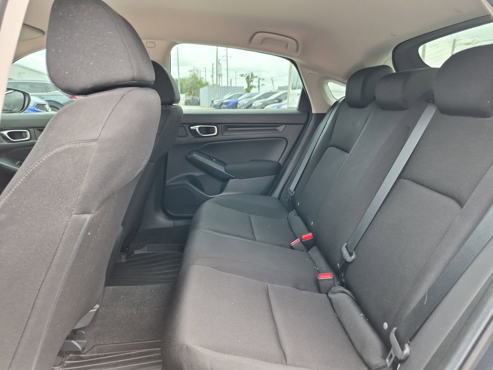2023 Honda Civic Hatchback LX - Photo 18