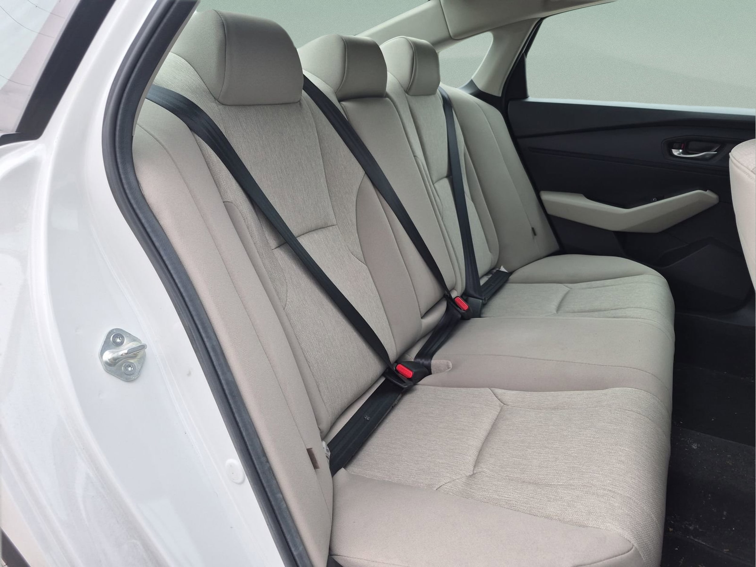 2025 Honda Accord LX - Photo 19