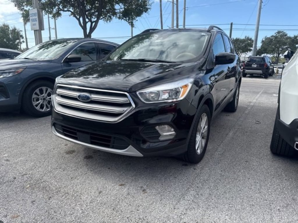 Used 2018 Ford Escape SE SUV