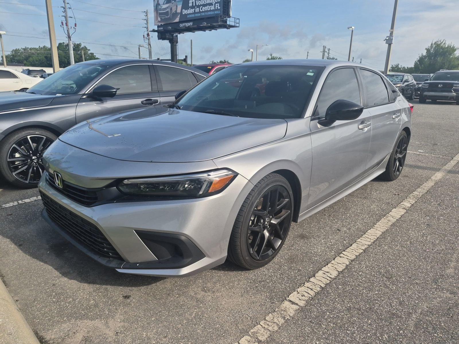 2024 Honda Civic Sport CVT's photo