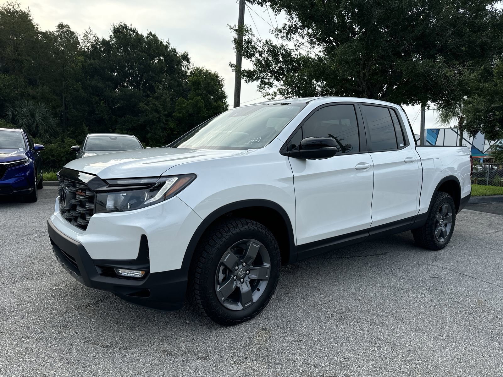 2025 Honda Ridgeline TrailSport photo 2