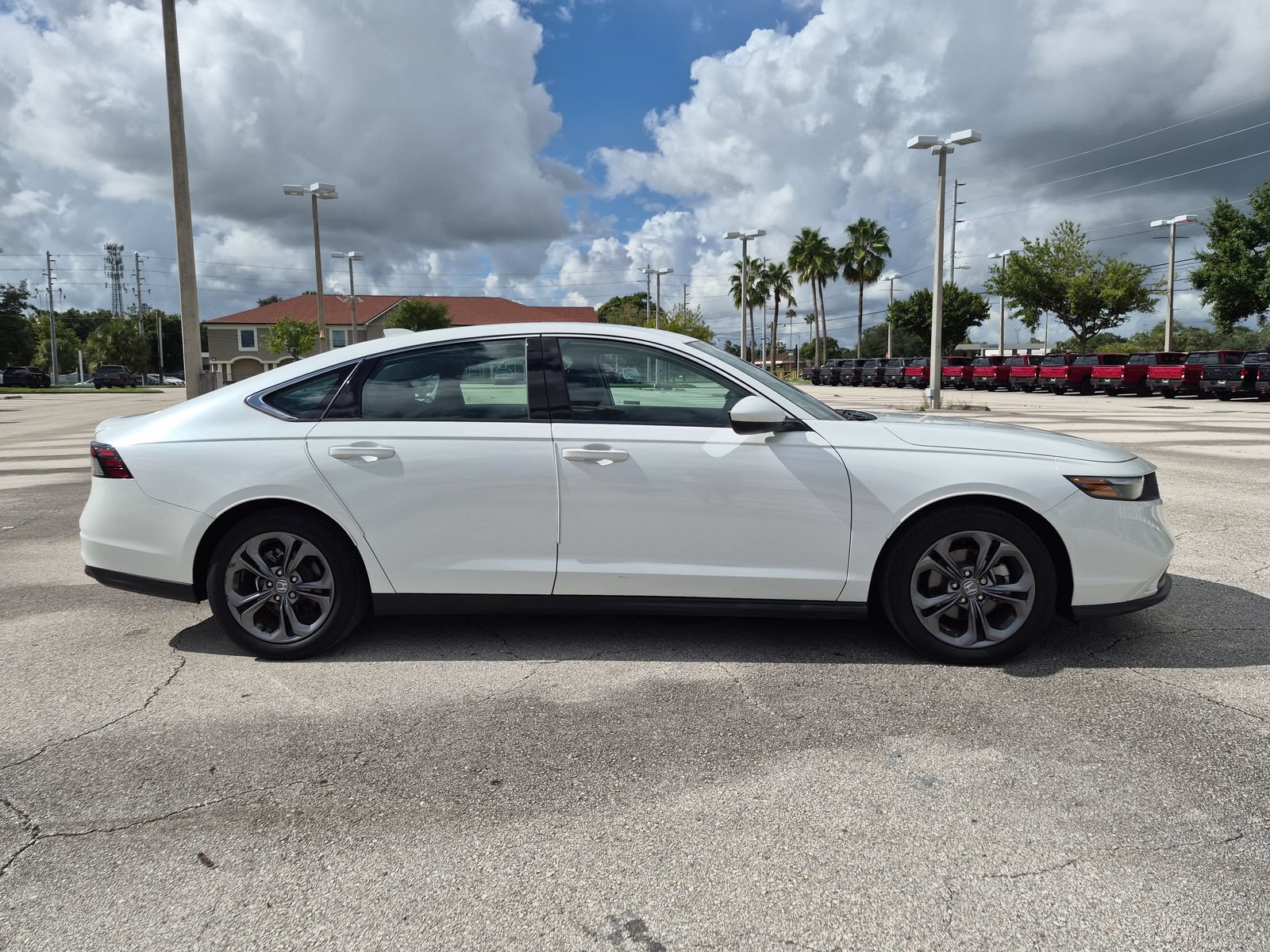 2023 Honda Accord EX - Photo 8