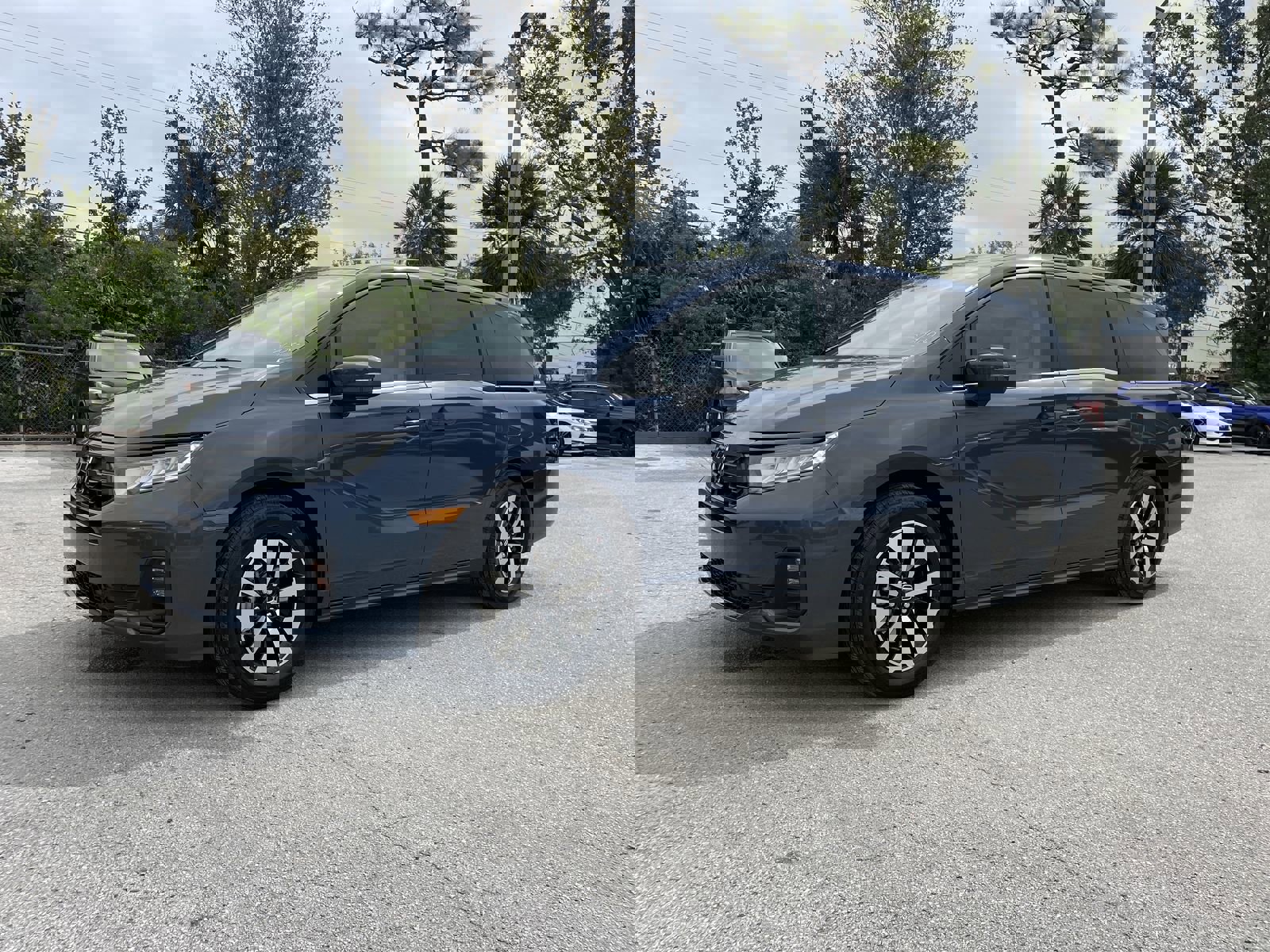 2026 Honda Odyssey EX-L photo 3