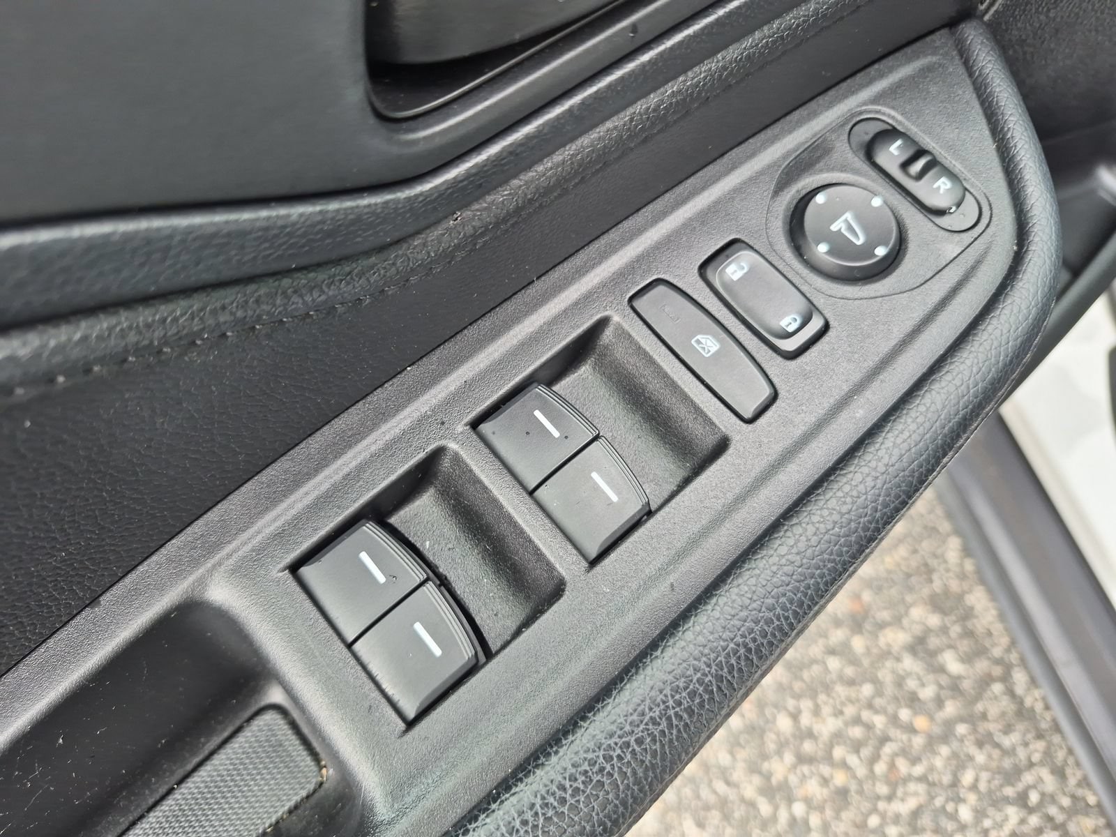 2022 Honda Odyssey EX-L - Photo 17