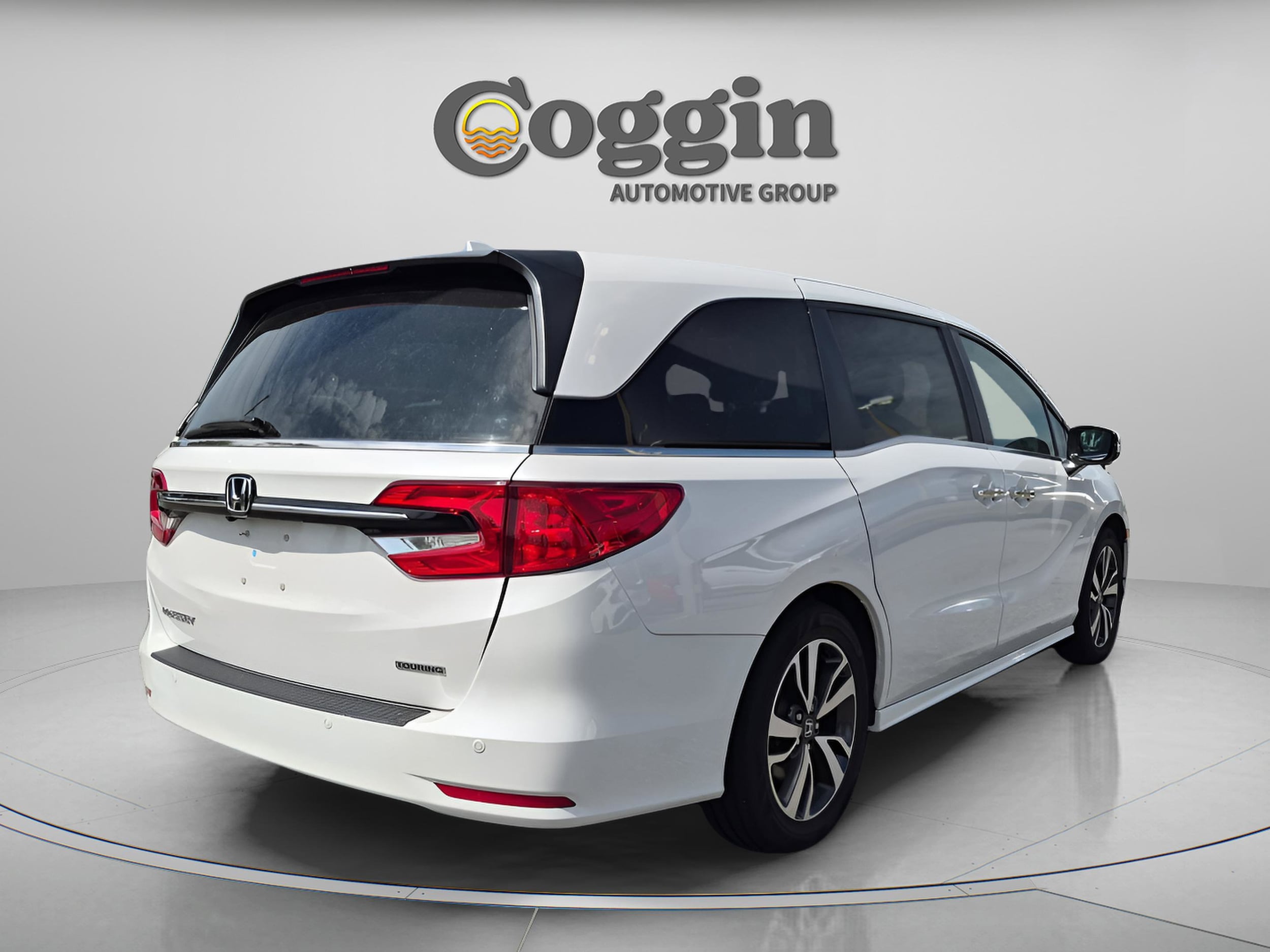 2023 Honda Odyssey Touring - Photo 7