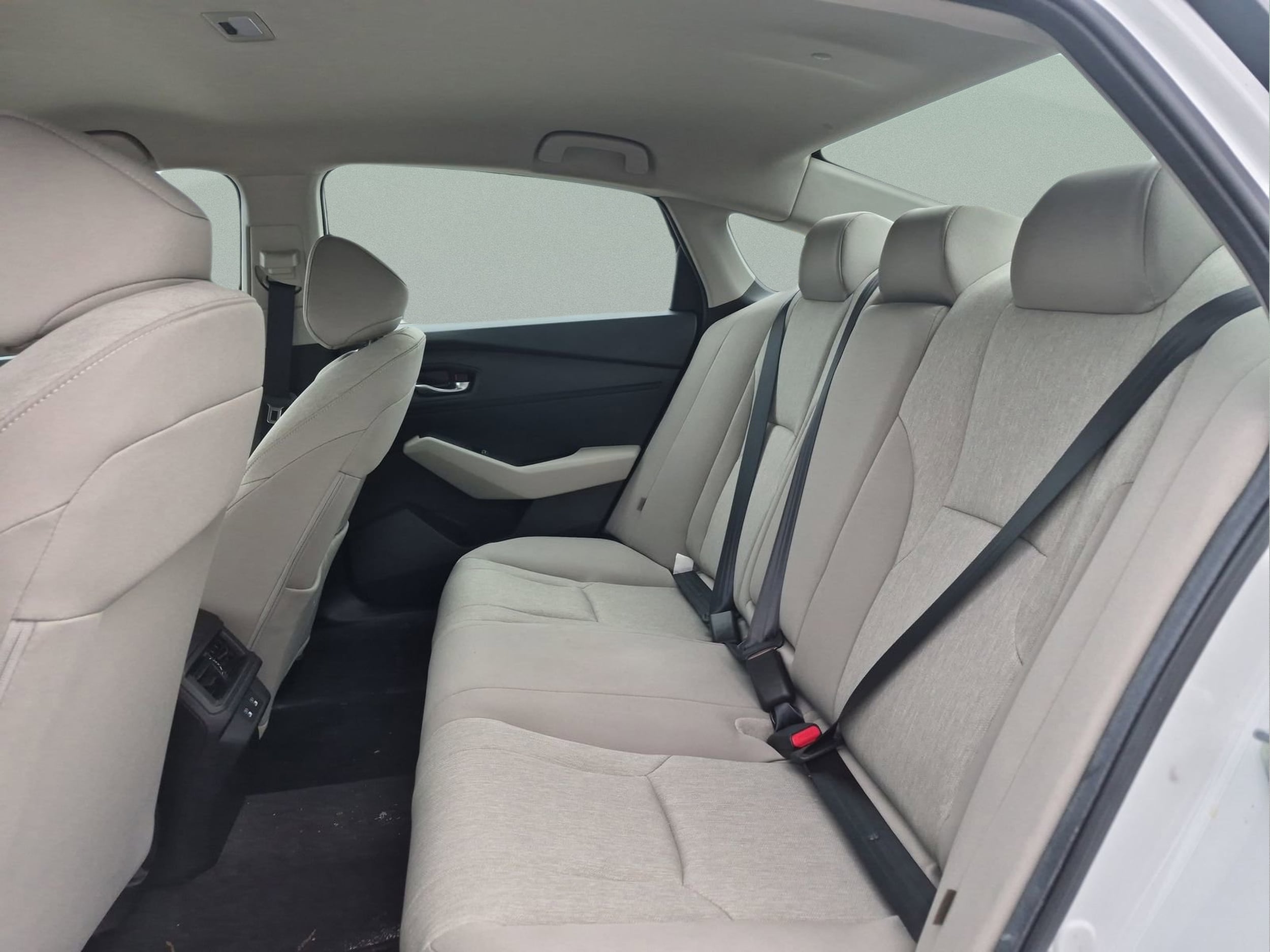 2025 Honda Accord LX - Photo 18