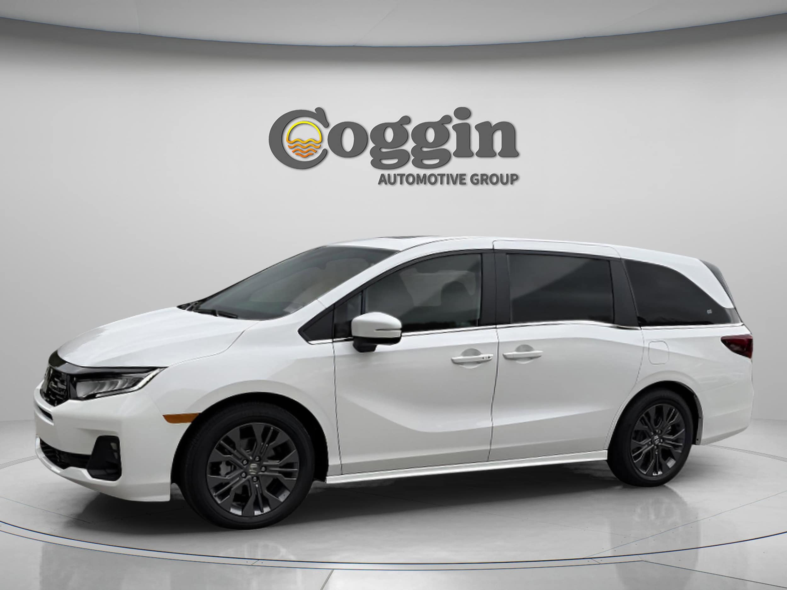 2026 Honda Odyssey Touring's photo