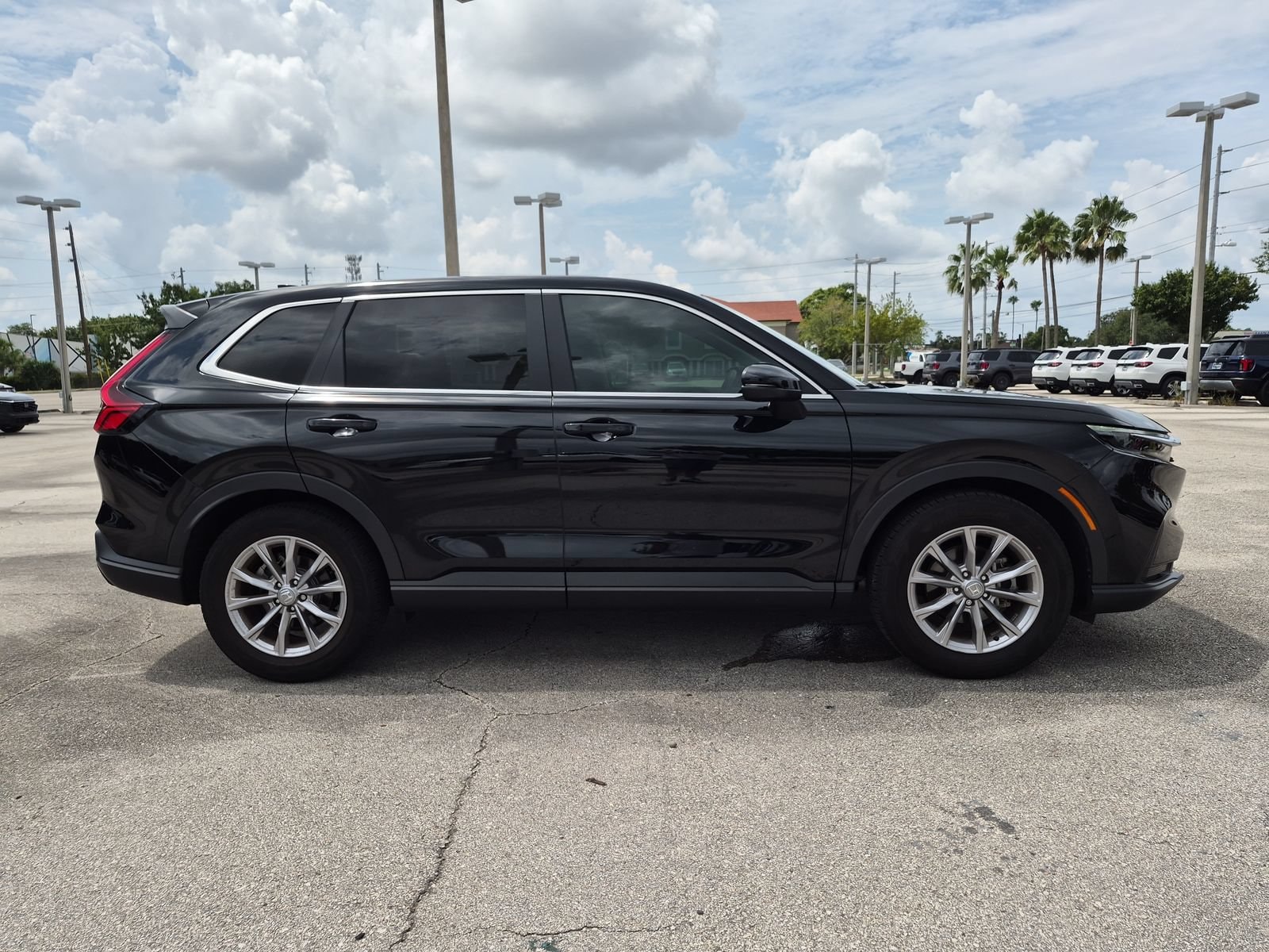 2024 Honda CR-V EX - Photo 8