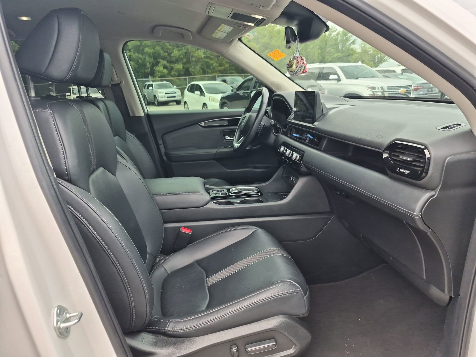 2023 Honda Pilot EX-L - Photo 21