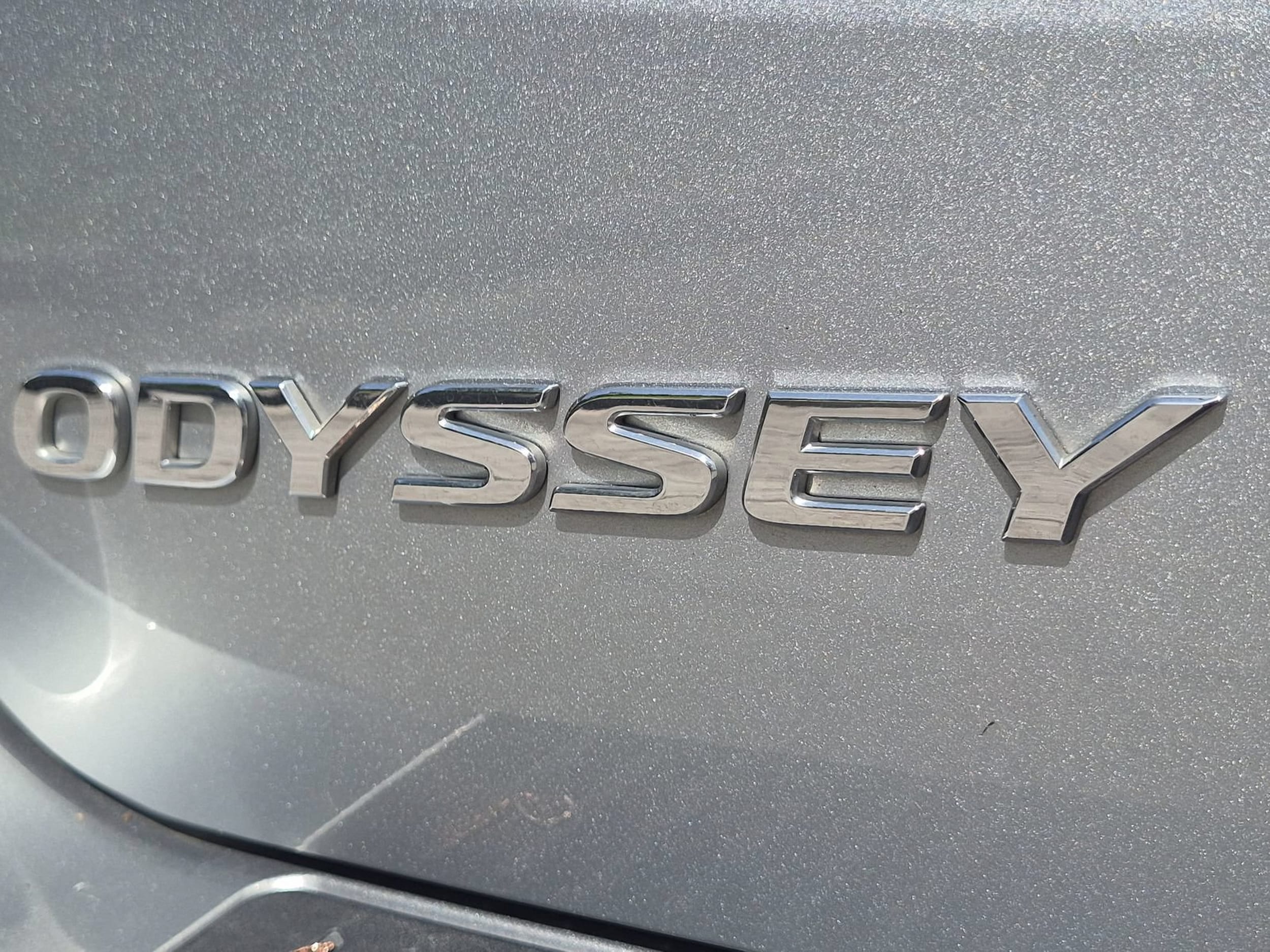 2025 Honda Odyssey EX-L - Photo 23