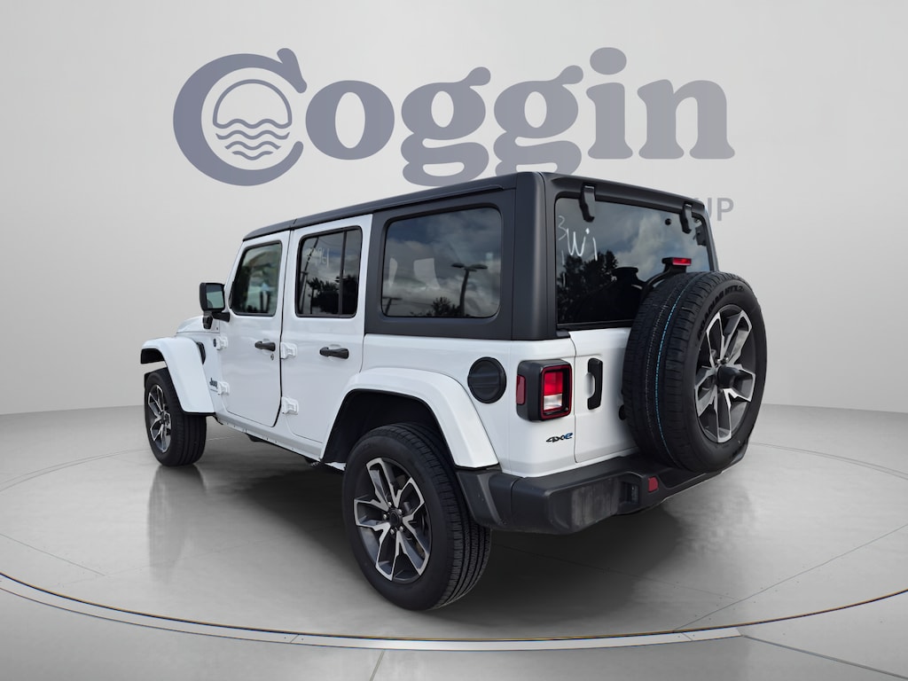 Used 2024 Jeep