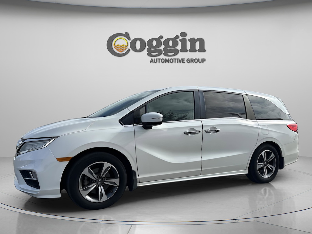 Used 2018 Honda Odyssey Touring Van