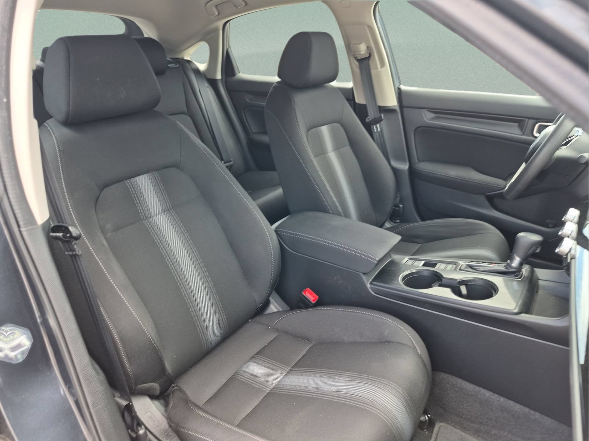 2023 Honda Civic Hatchback LX - Photo 20