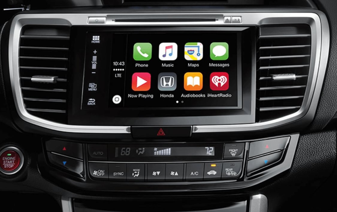 2017 Honda Civic - Connected Audio