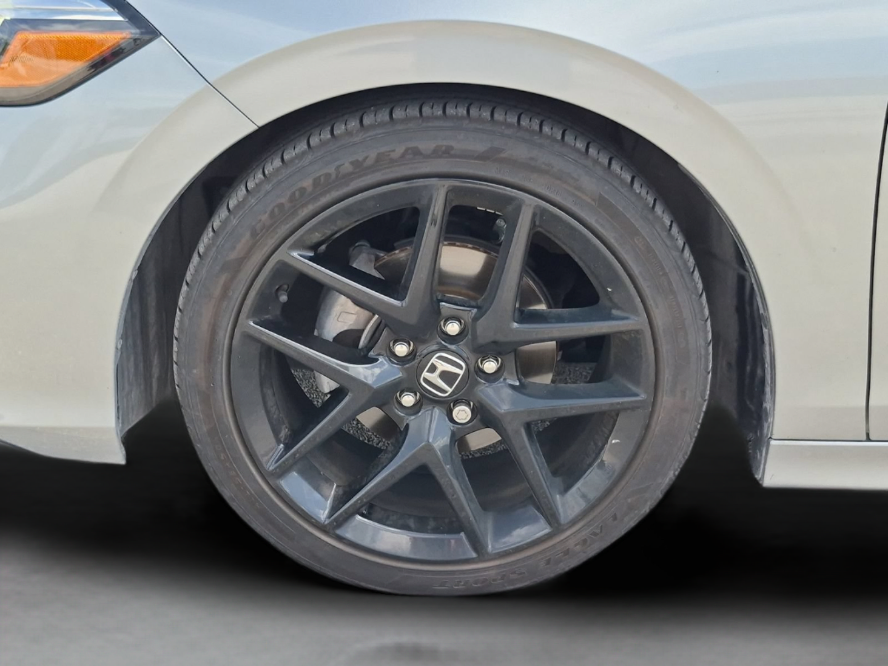 2025 Honda Civic Sport - Photo 30