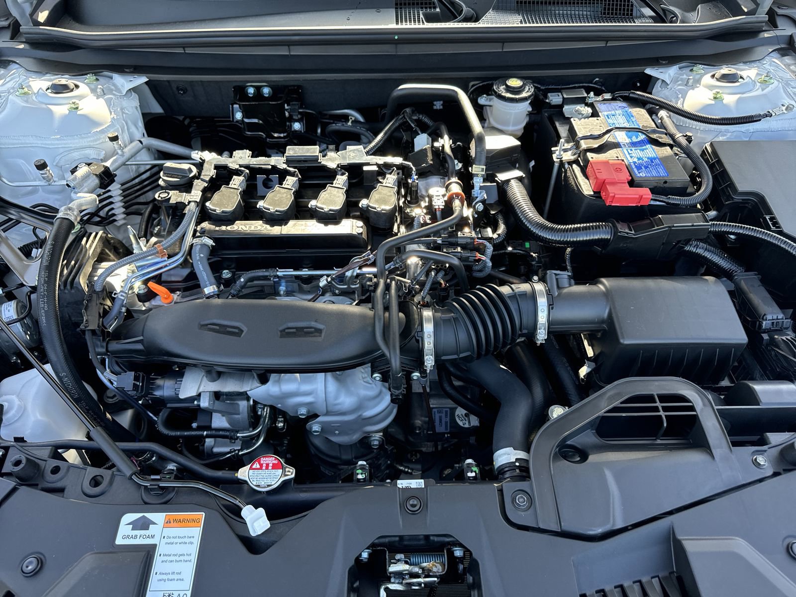 2025 Honda Accord LX - Photo 12