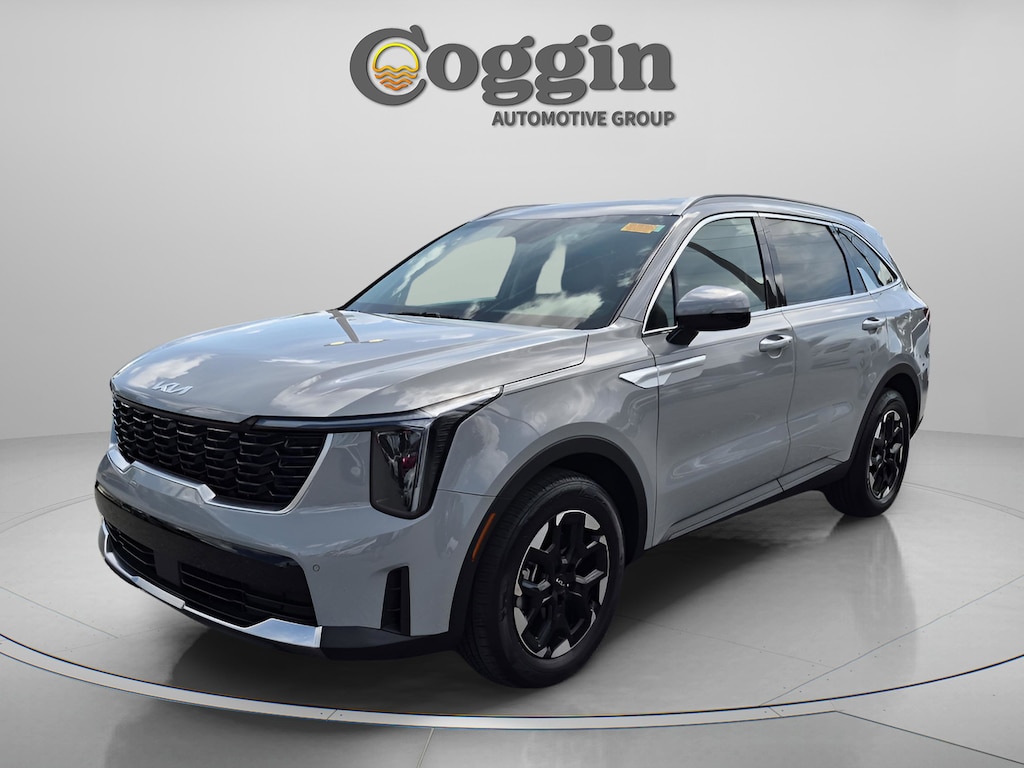 Used 2025 Kia Sorento S SUV