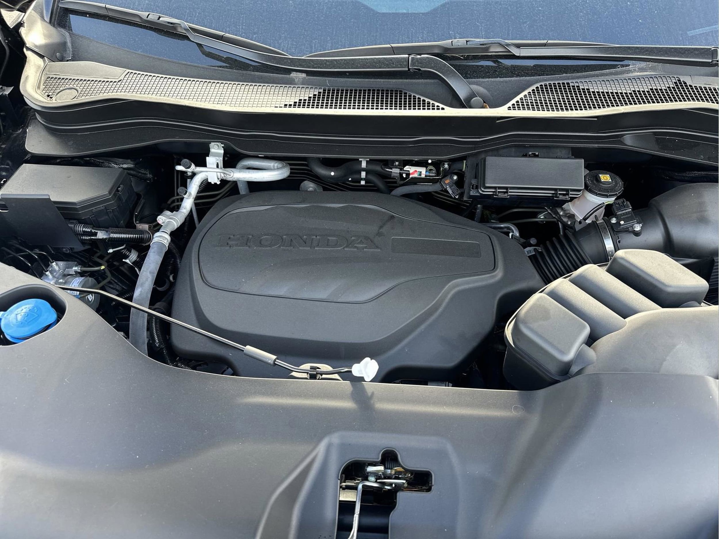 2025 Honda Ridgeline TrailSport - Photo 11