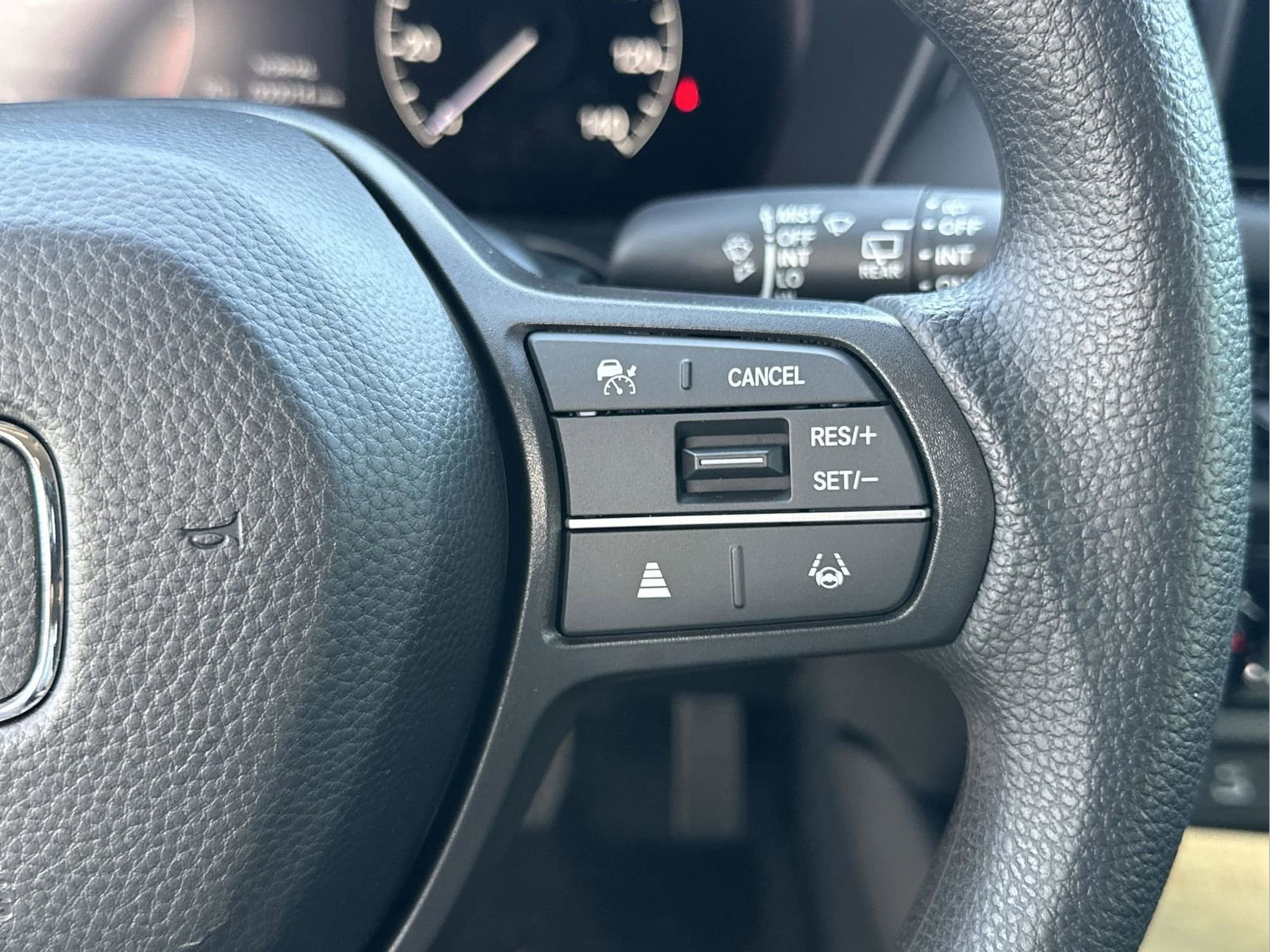 2026 Honda HR-V LX - Photo 11