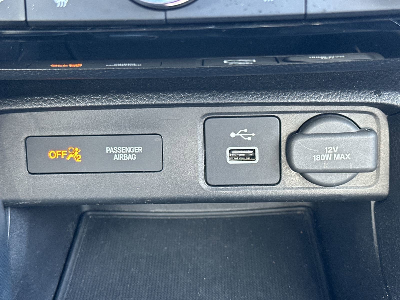2022 Honda Civic Sport photo 4