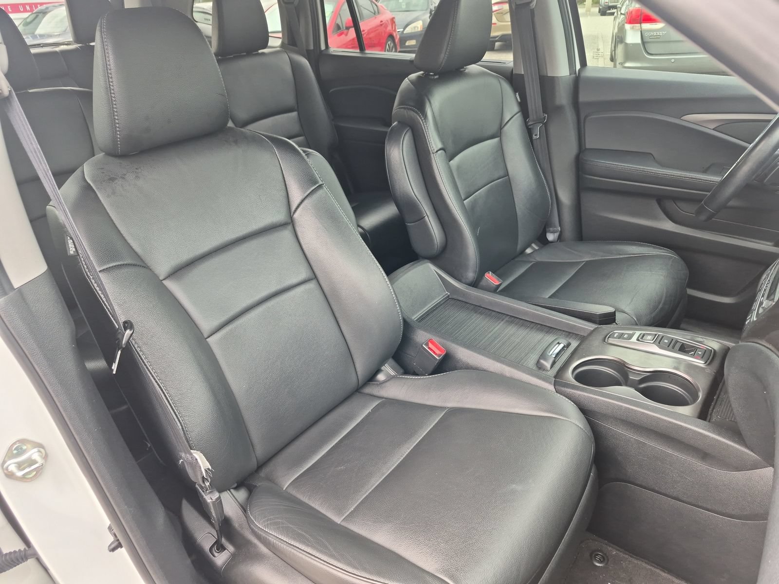 2021 Honda Pilot SE - Photo 20