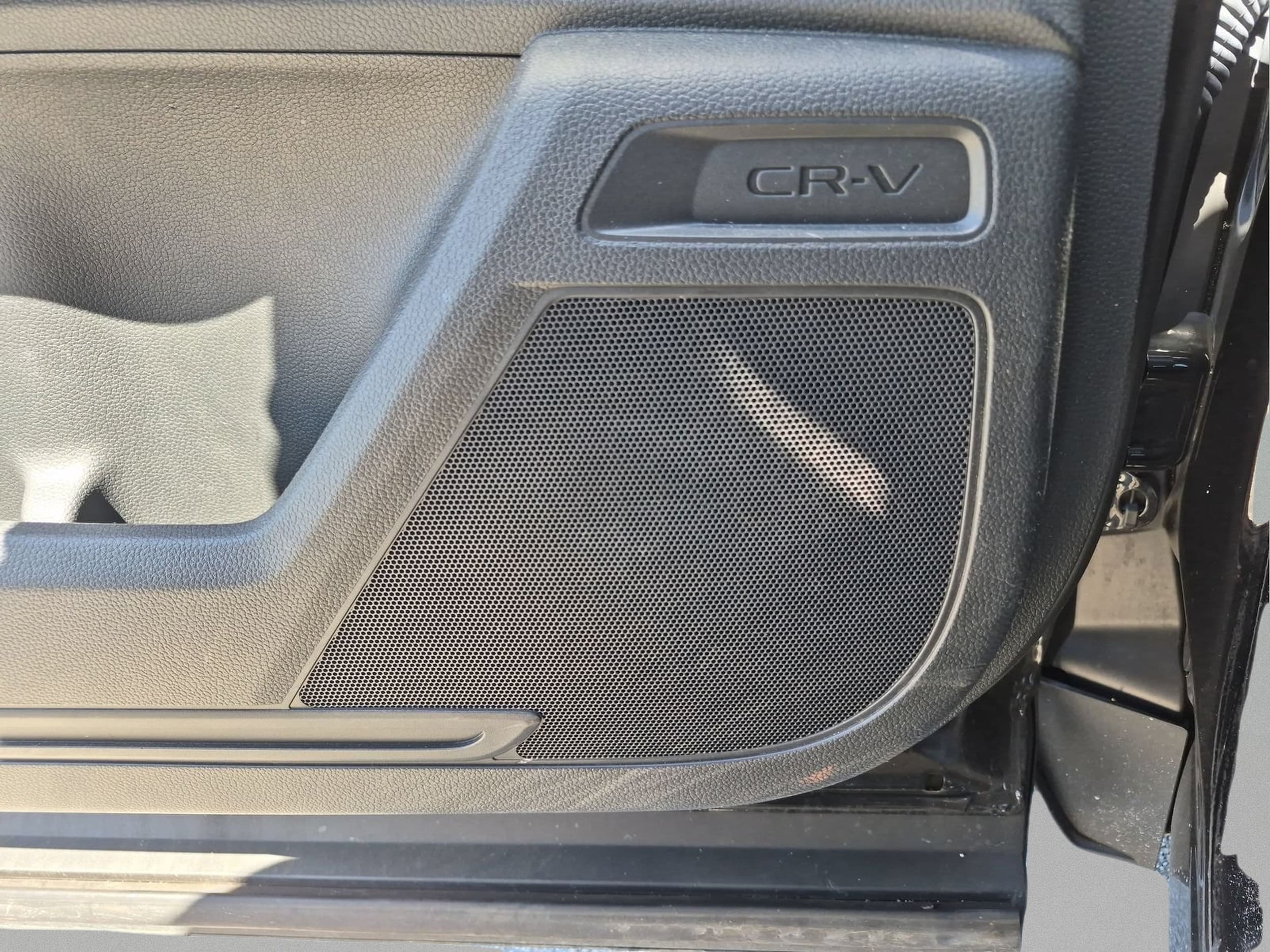 2025 Honda CR-V EX - Photo 24