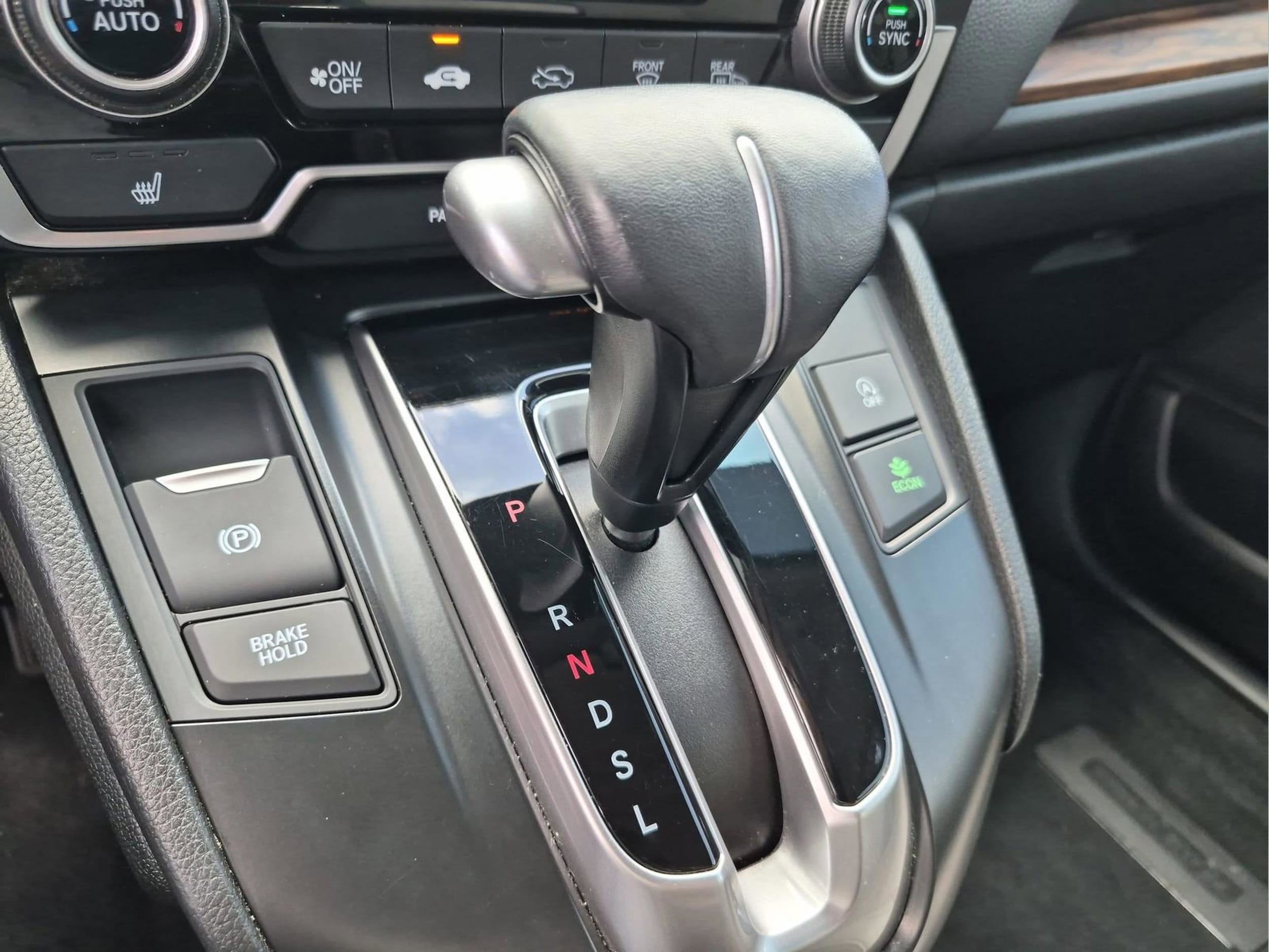 2020 Honda CR-V Touring - Photo 16