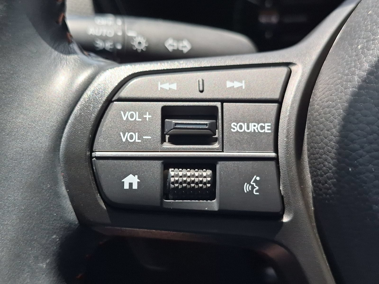 2025 Honda CR-V Sport - Photo 14