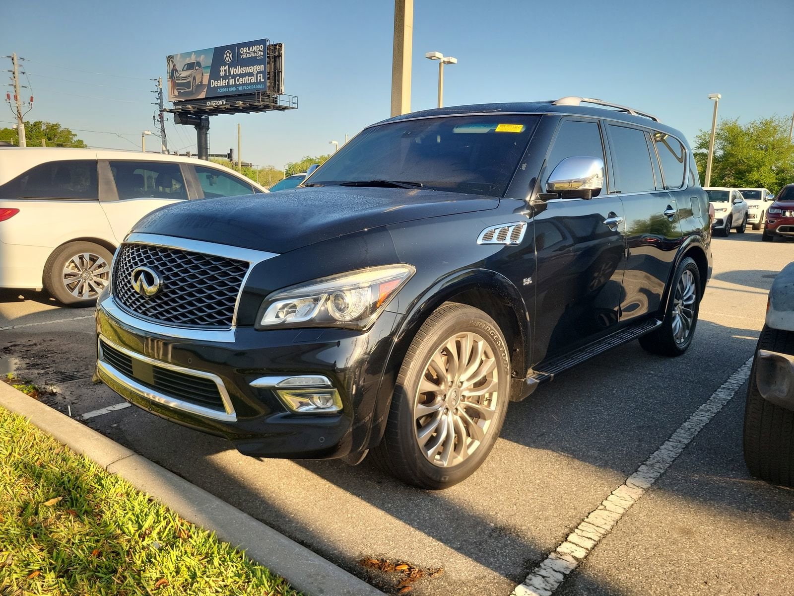 2015 INFINITI QX80 Base