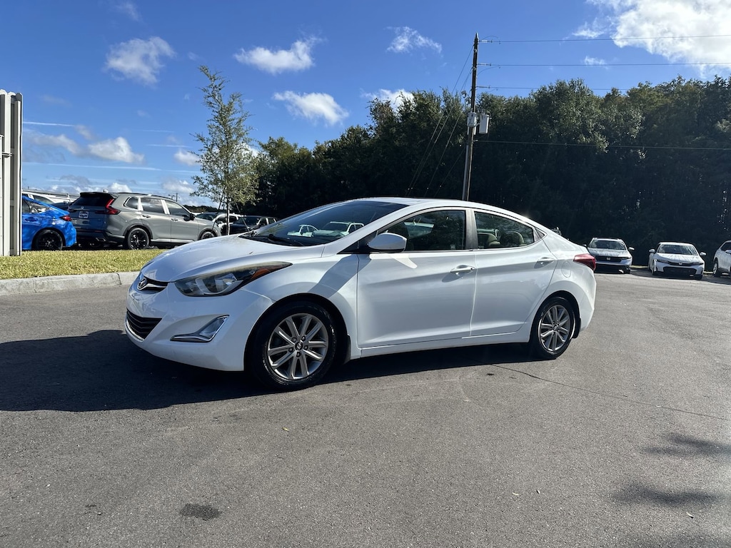 Used 2014 Hyundai Elantra SE Sedan