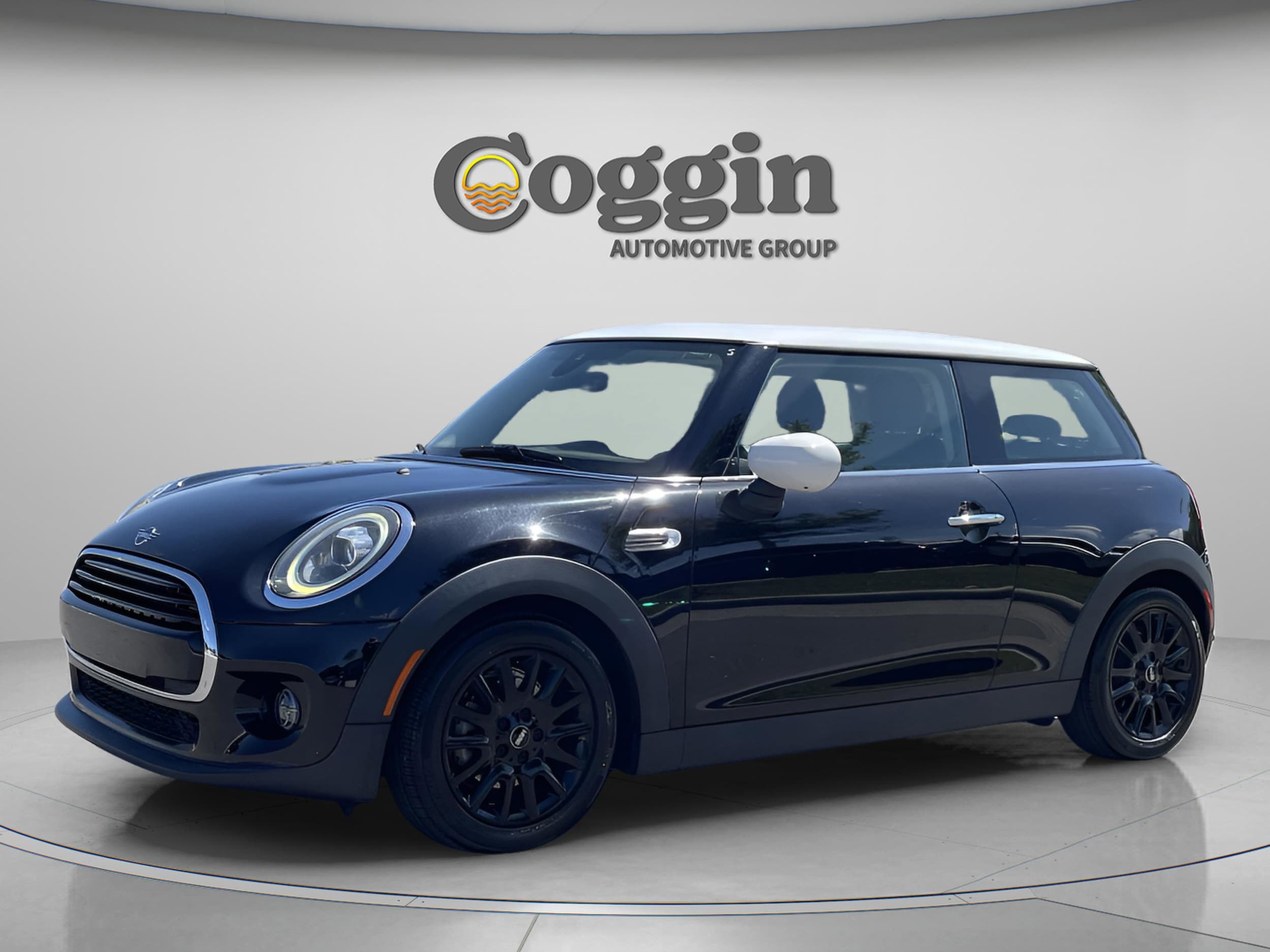 2020 MINI Hardtop Cooper's photo