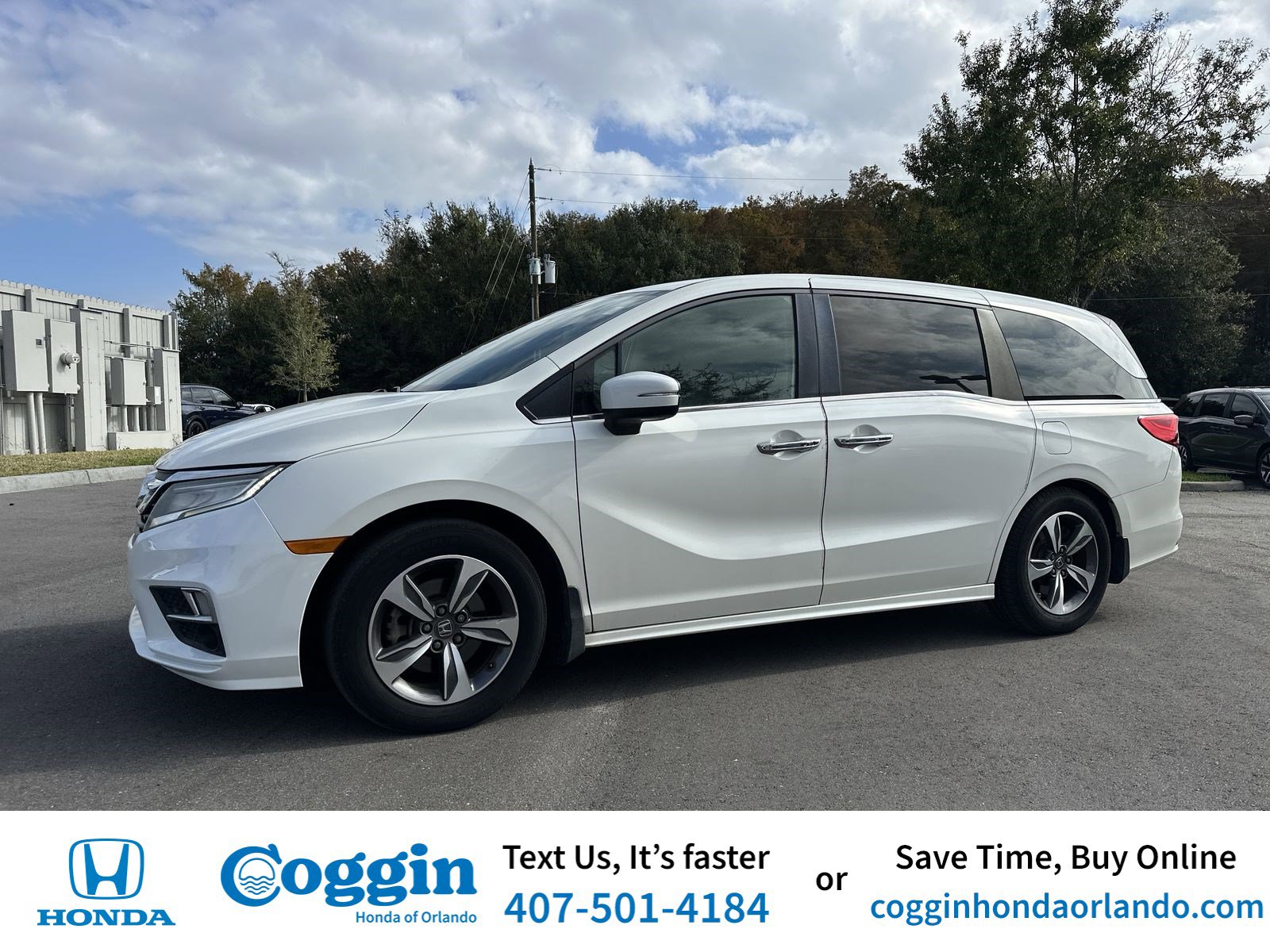 2018 Honda Odyssey Touring's photo